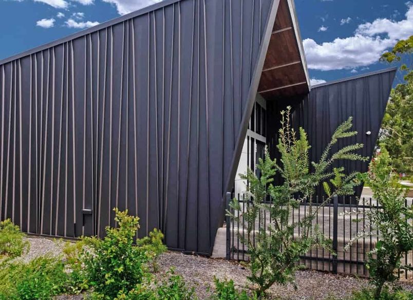 Genesis™ Standing Seam panels - Storey Park Community Centre