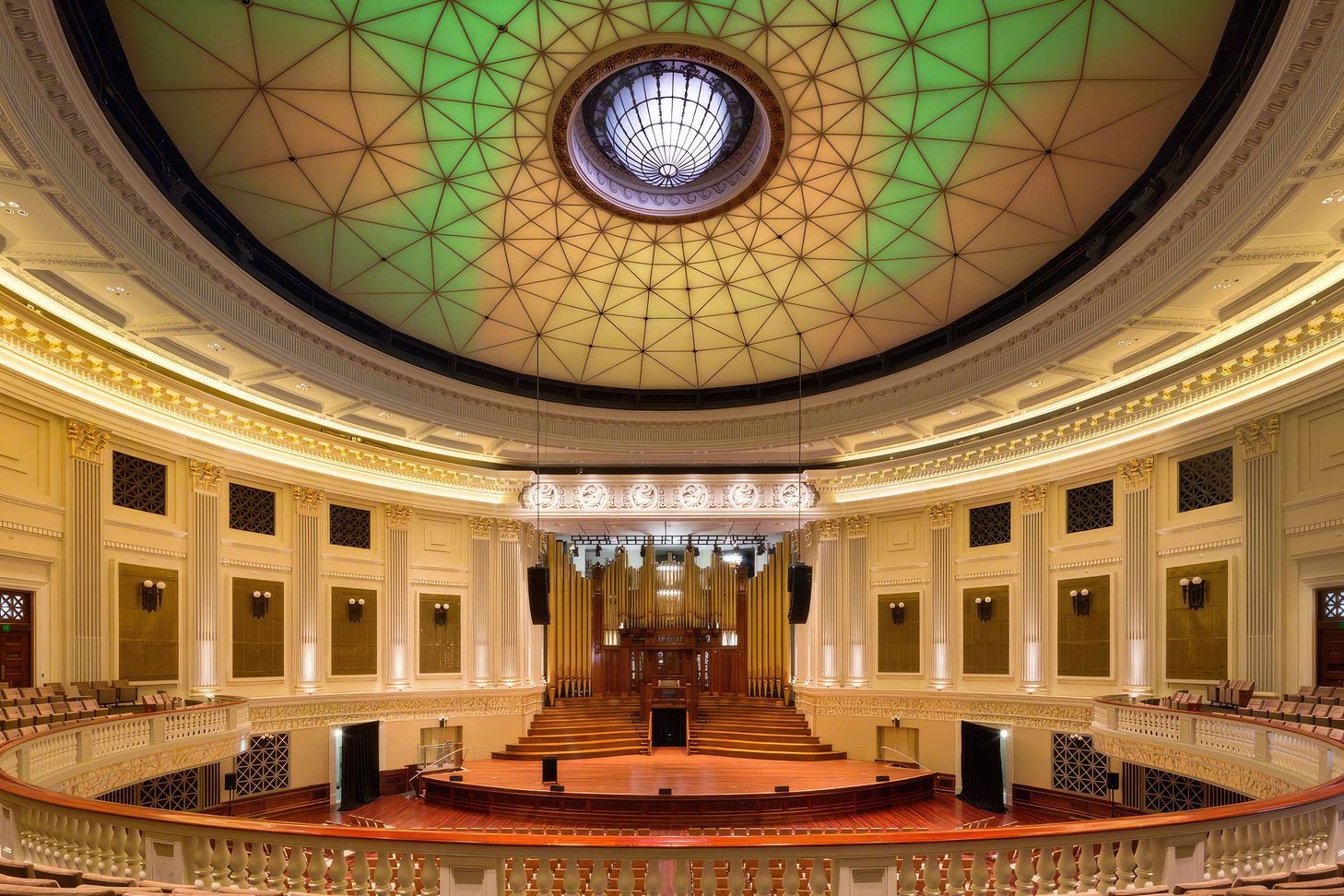 brisbane-city-hall-03-standard-scale-200x.jpg