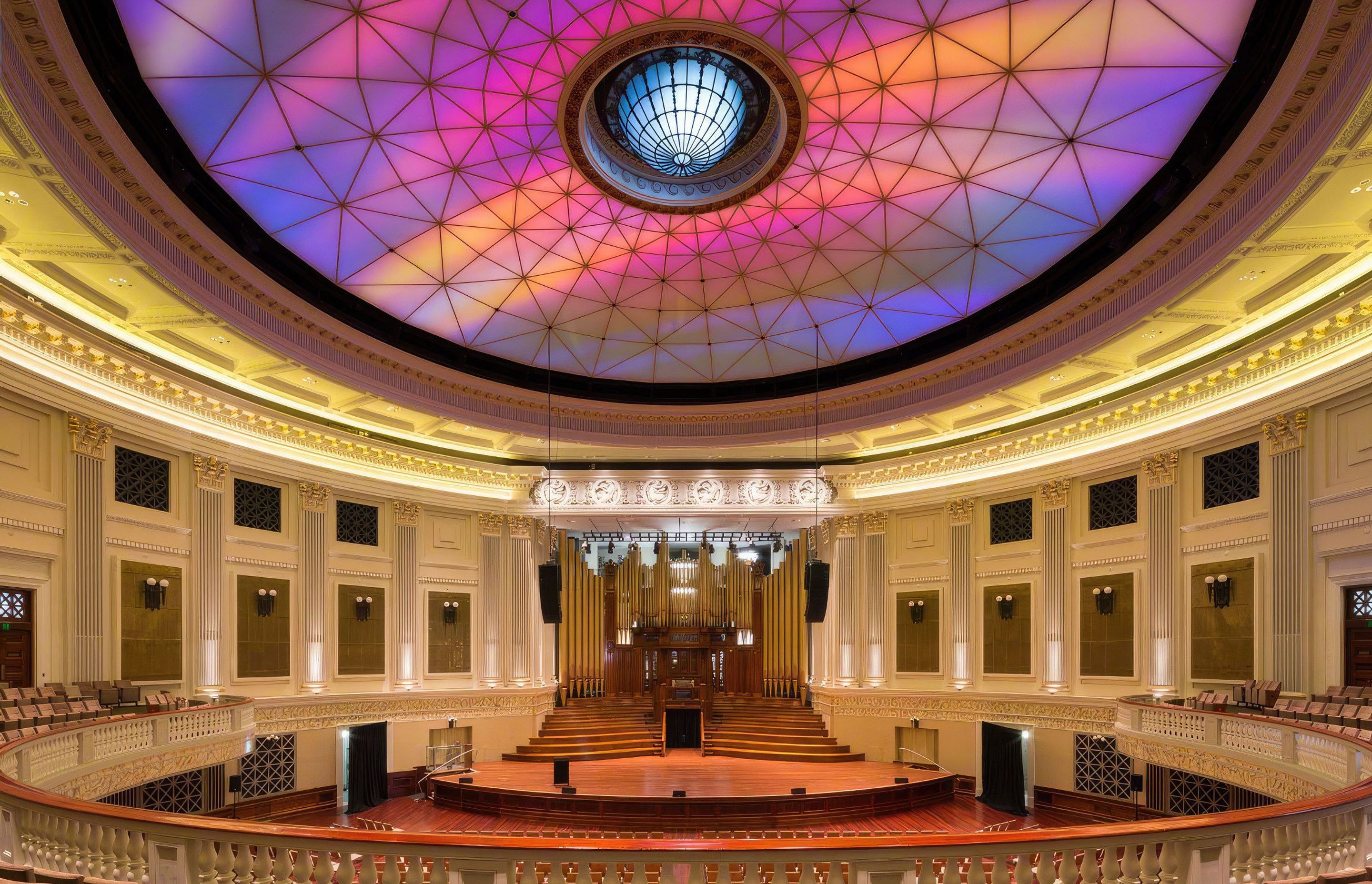 brisbane-city-hall-04-standard-scale-200x.jpg
