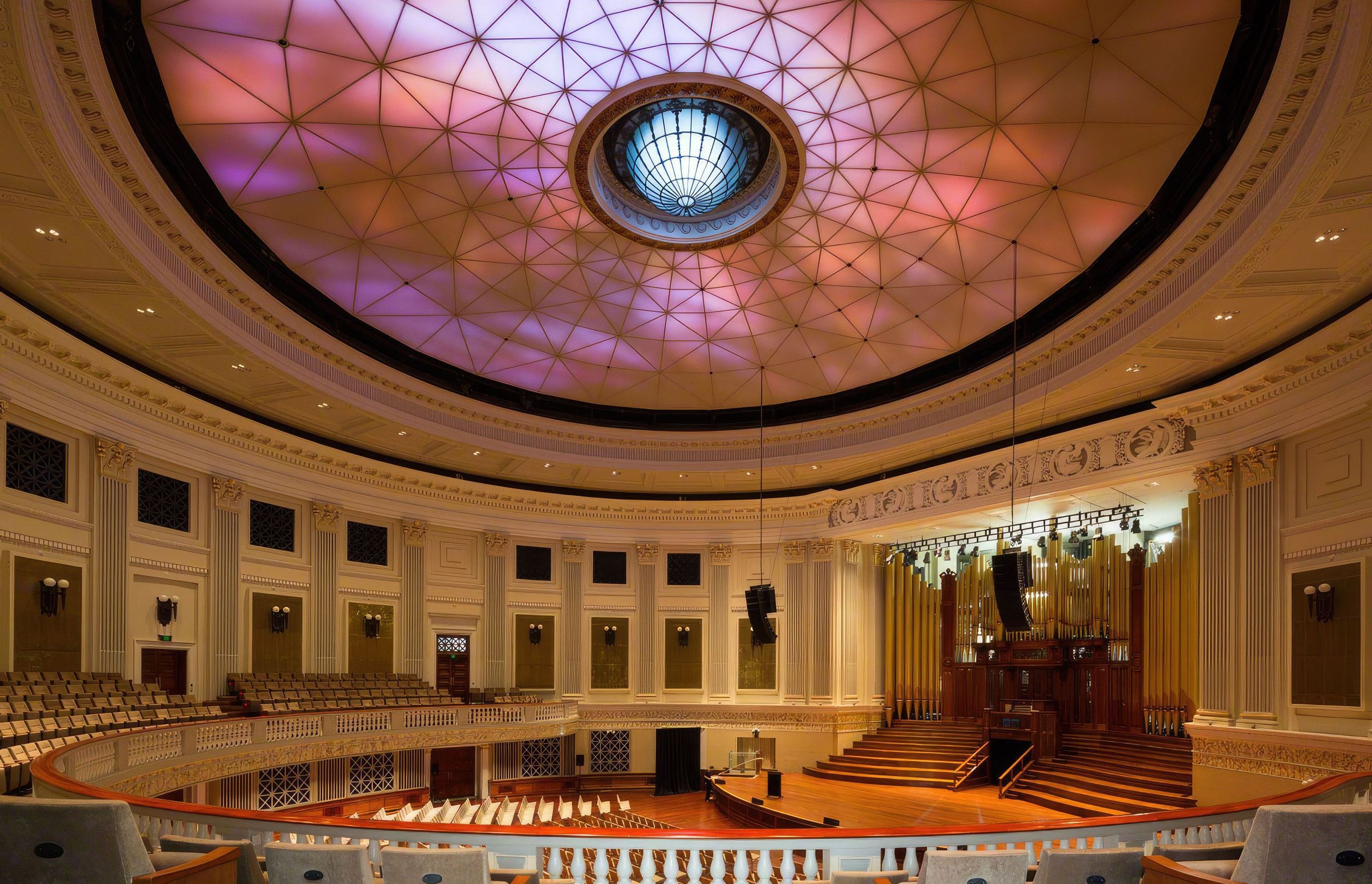 brisbane-city-hall-14-standard-scale-200x.jpg