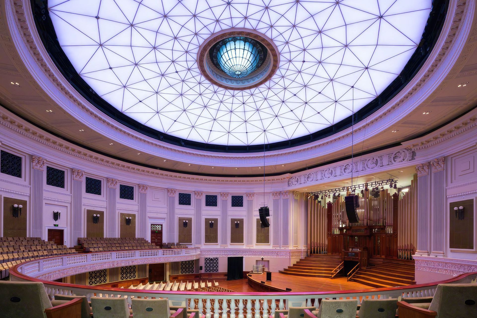 brisbane-city-hall-15-standard-scale-200x.jpg