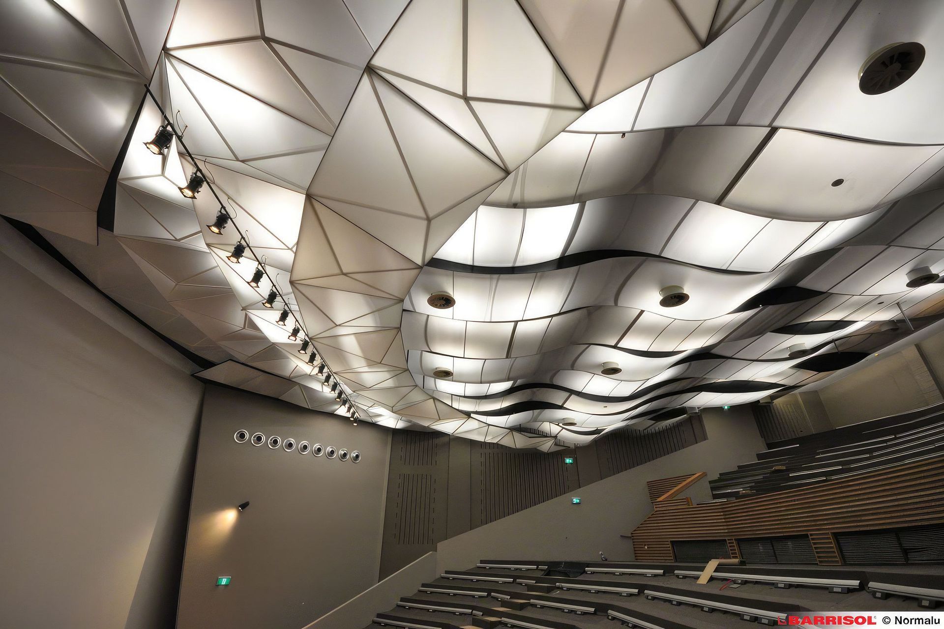university-wollongong-australia-04-standard-scale-200x.jpg