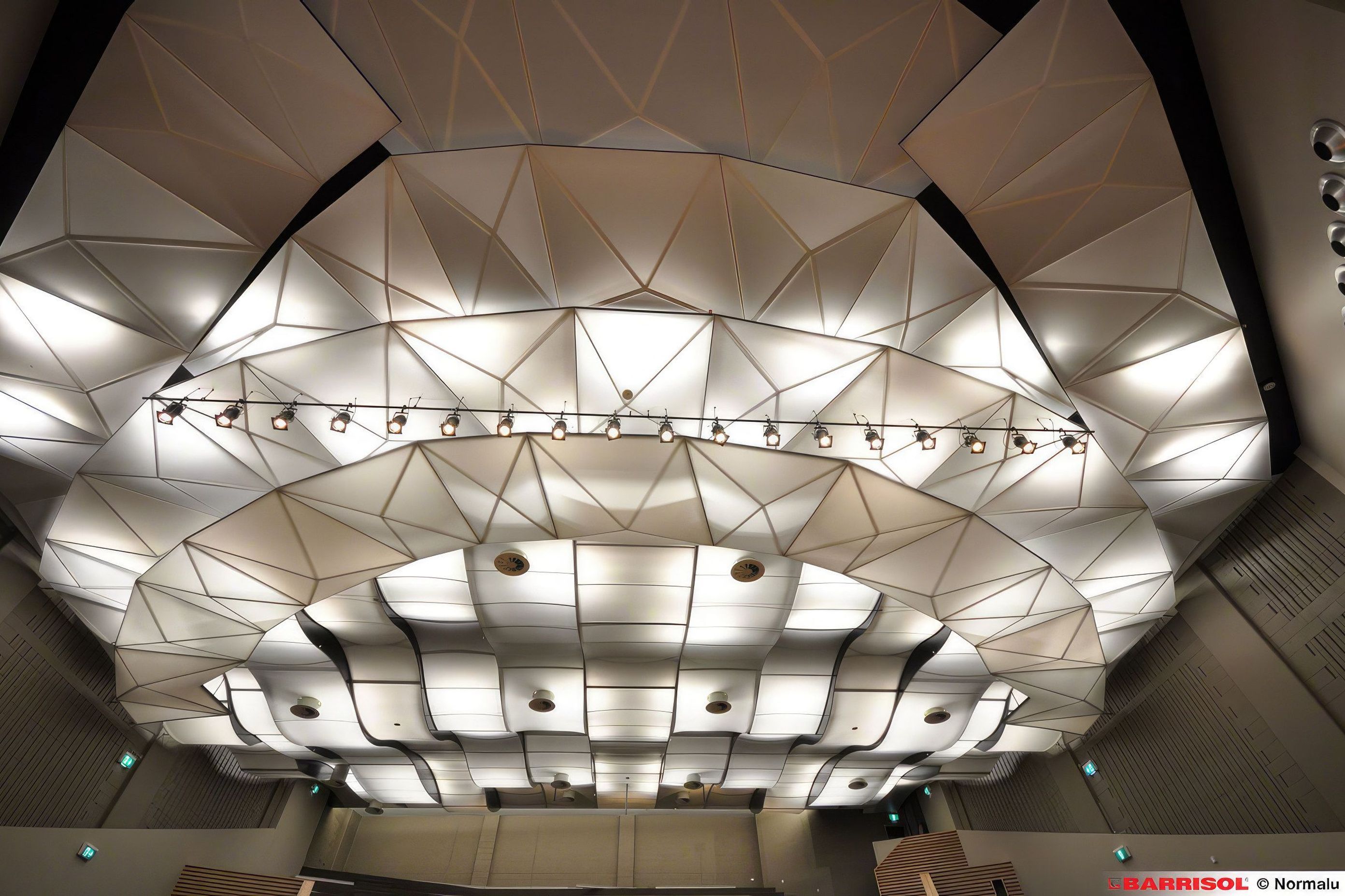 university-wollongong-australia-09-standard-scale-200x.jpg