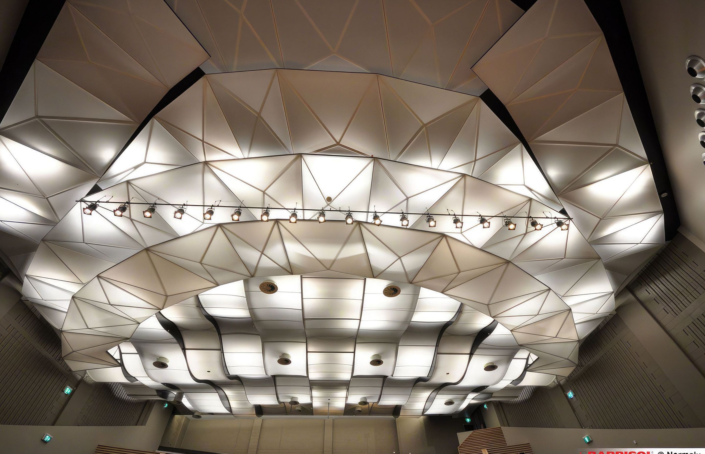 university-wollongong-australia-09-standard-scale-200x.jpg