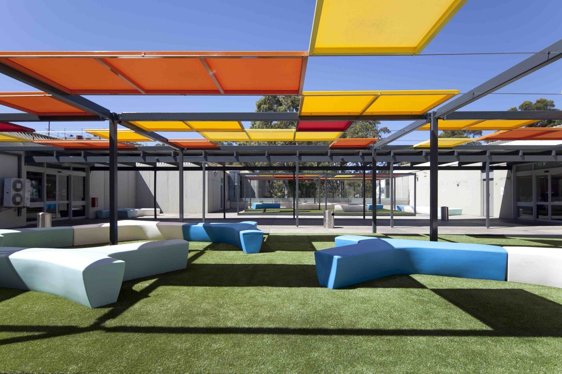 ## University of Newcastle Auchmuty Courtyard