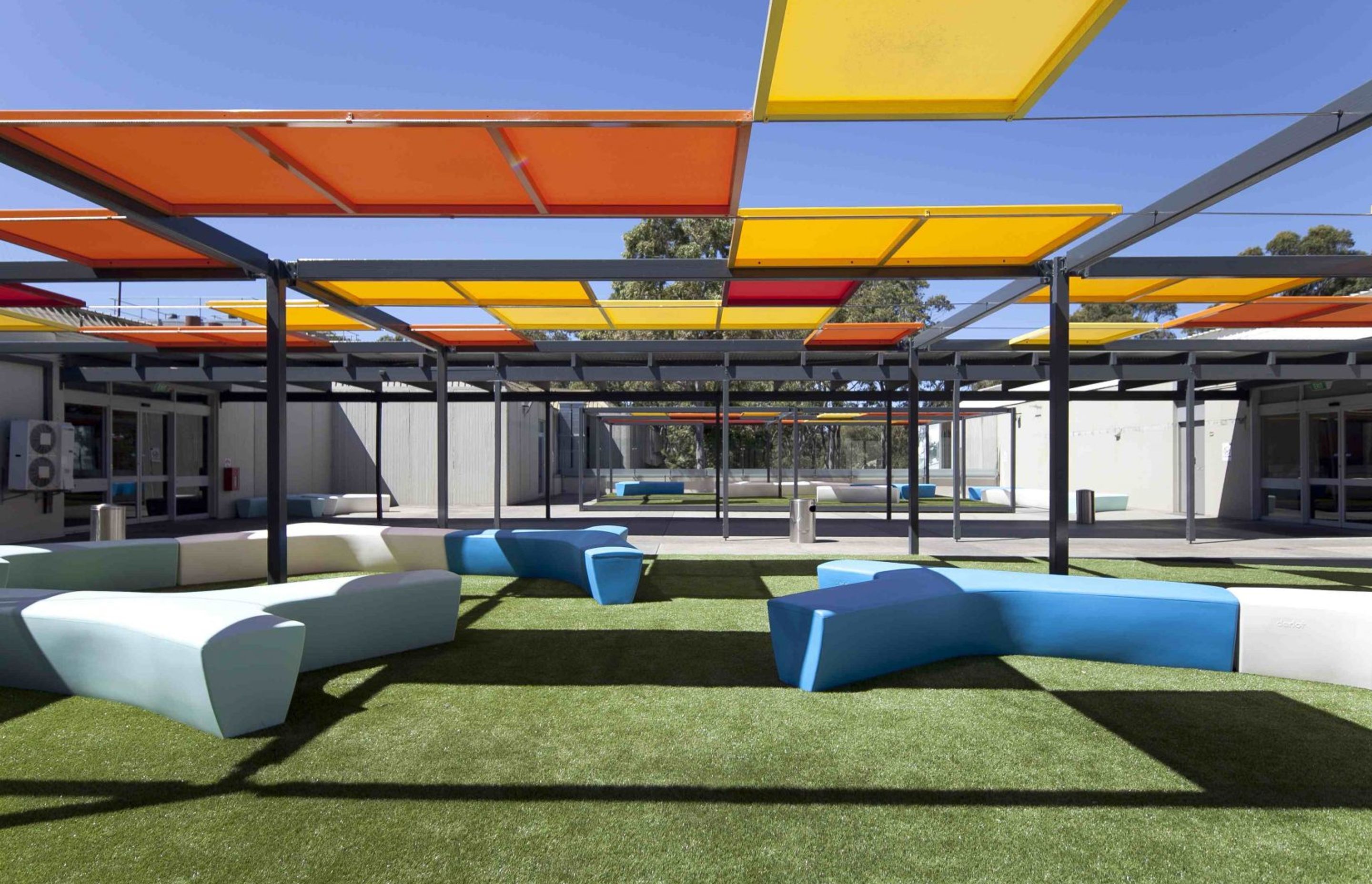 ## University of Newcastle Auchmuty Courtyard