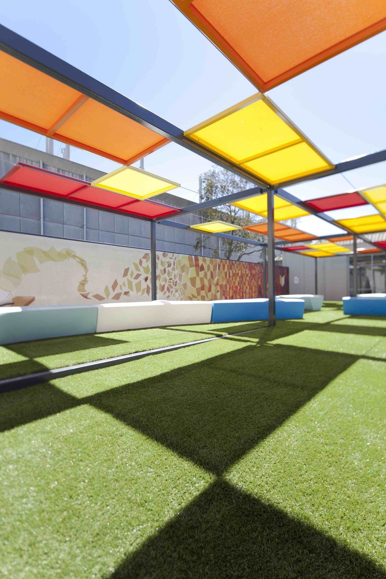 ## University of Newcastle Auchmuty Courtyard