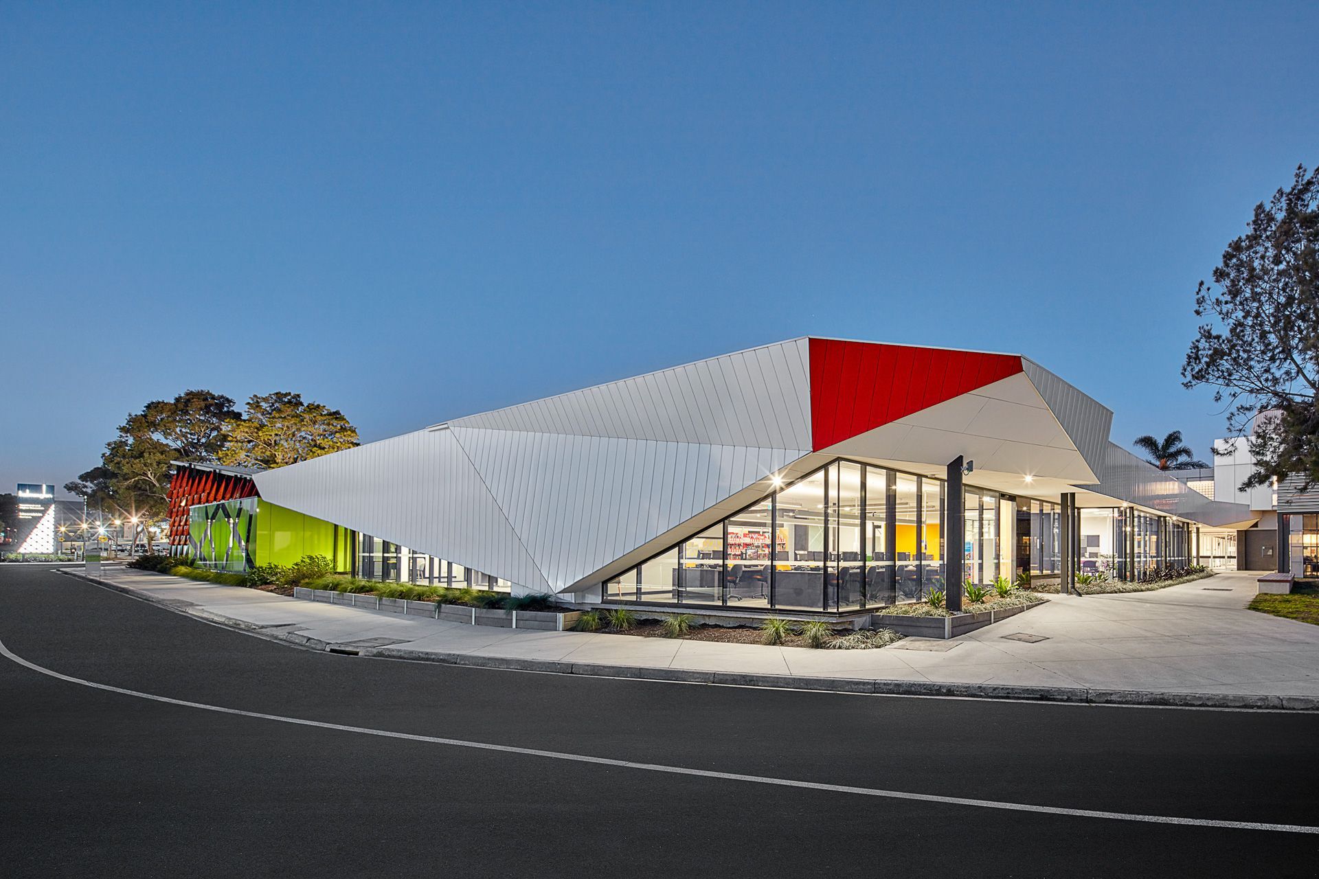 Holmesglen Institute – Student Hub and Learning Commons