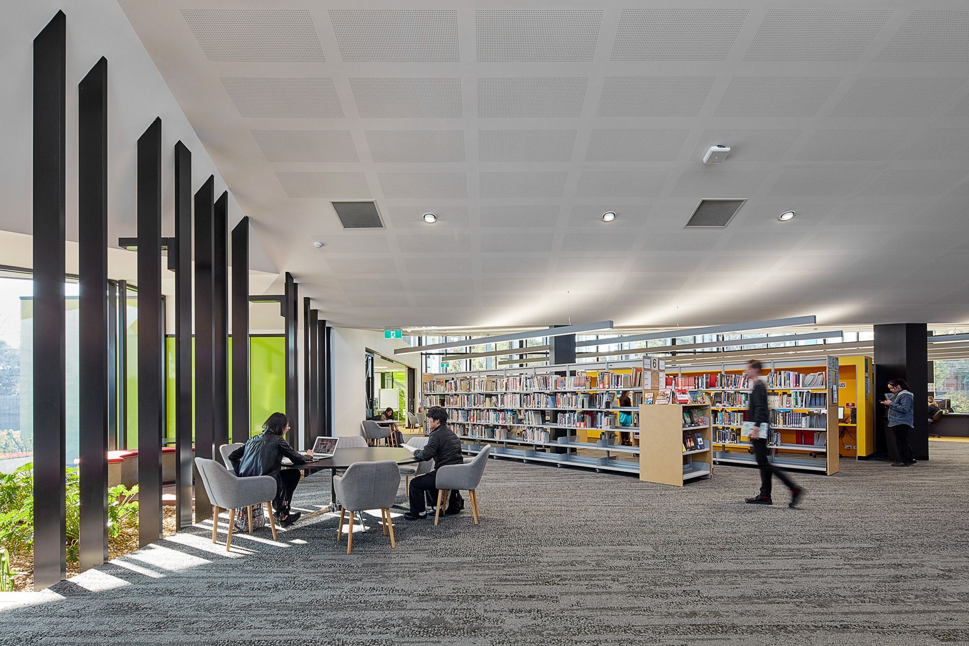 Holmesglen Institute – Student Hub and Learning Commons