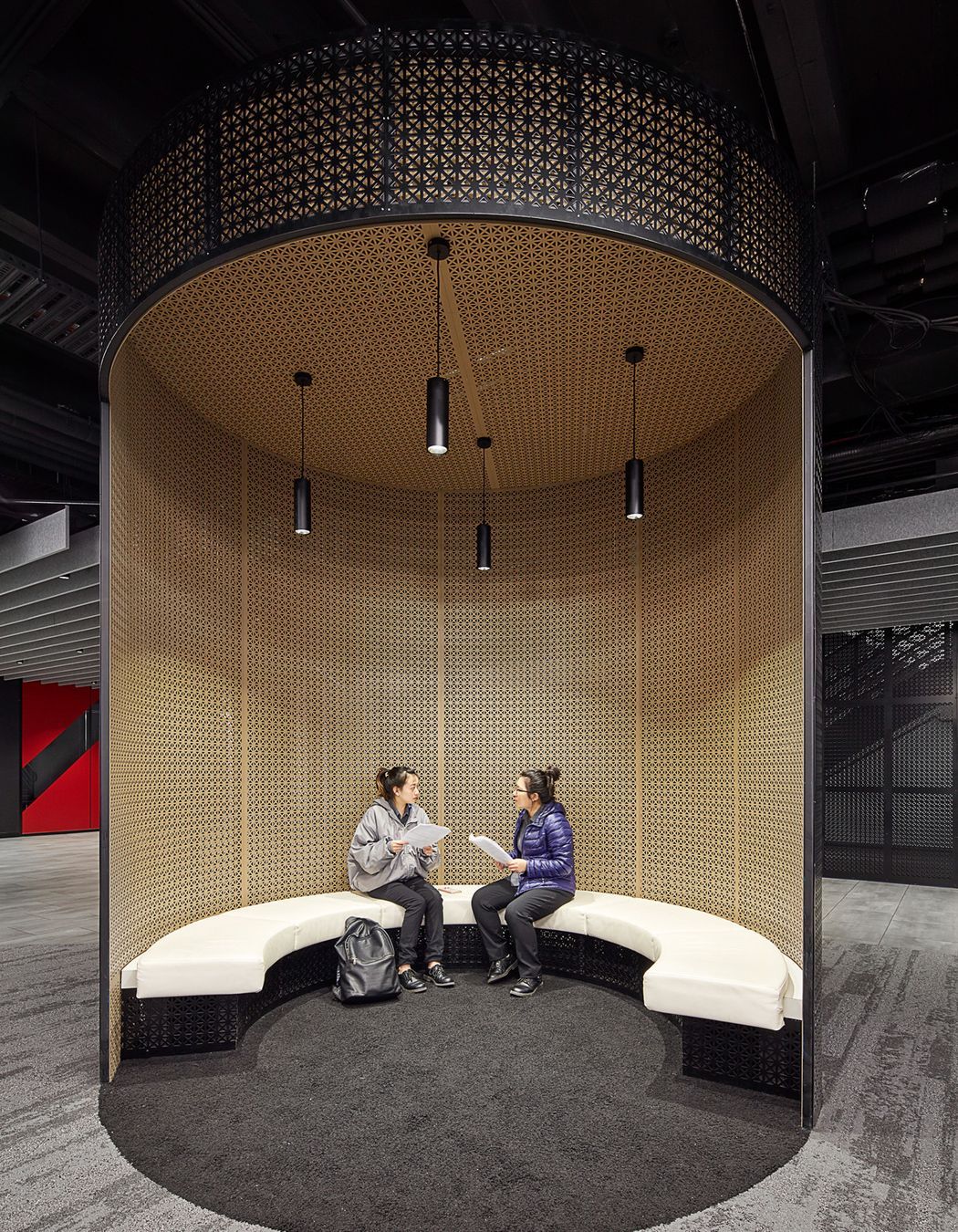 Holmesglen Institute – Student Hub and Learning Commons