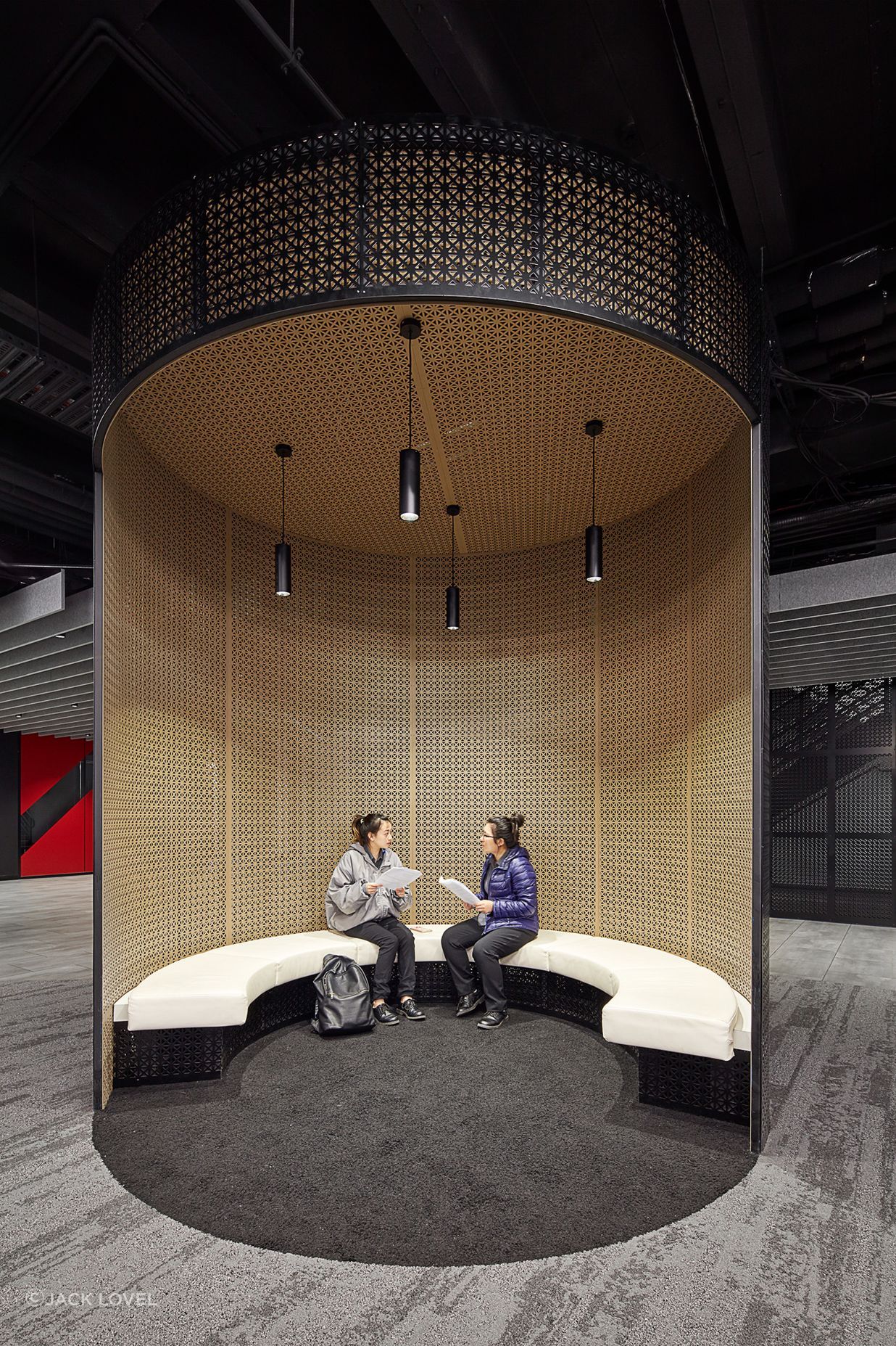 Holmesglen Institute – Student Hub and Learning Commons