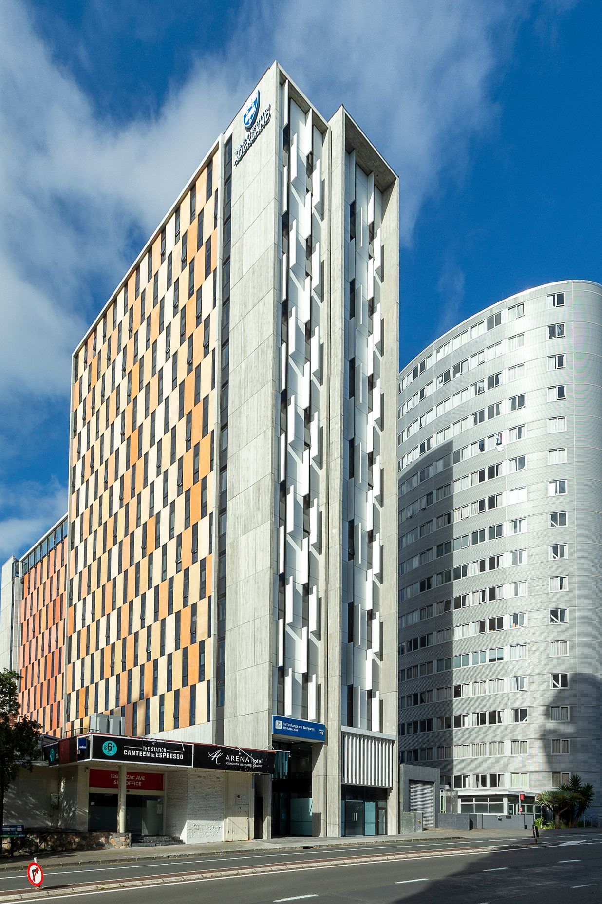 university of auckland accommodation application