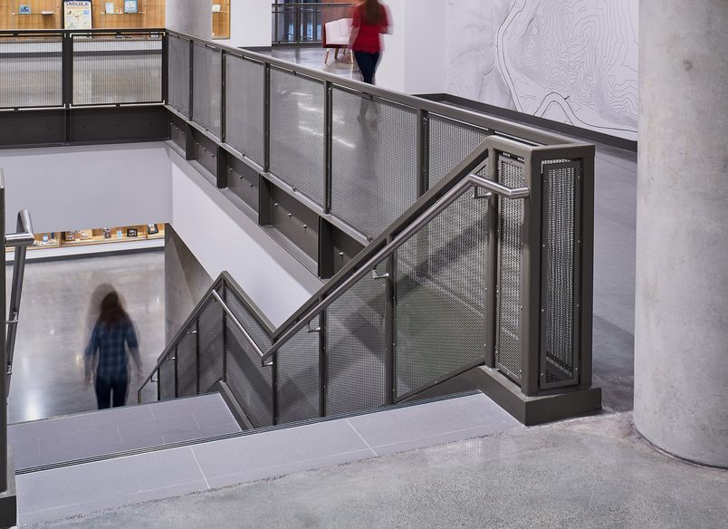 Architectural Mesh in Campus Balustrade