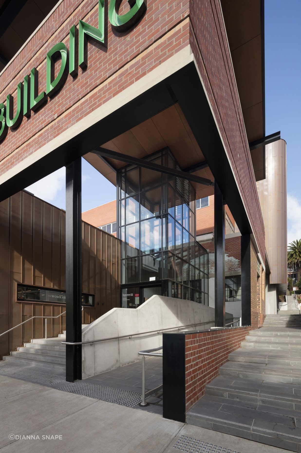 Flecknoe building