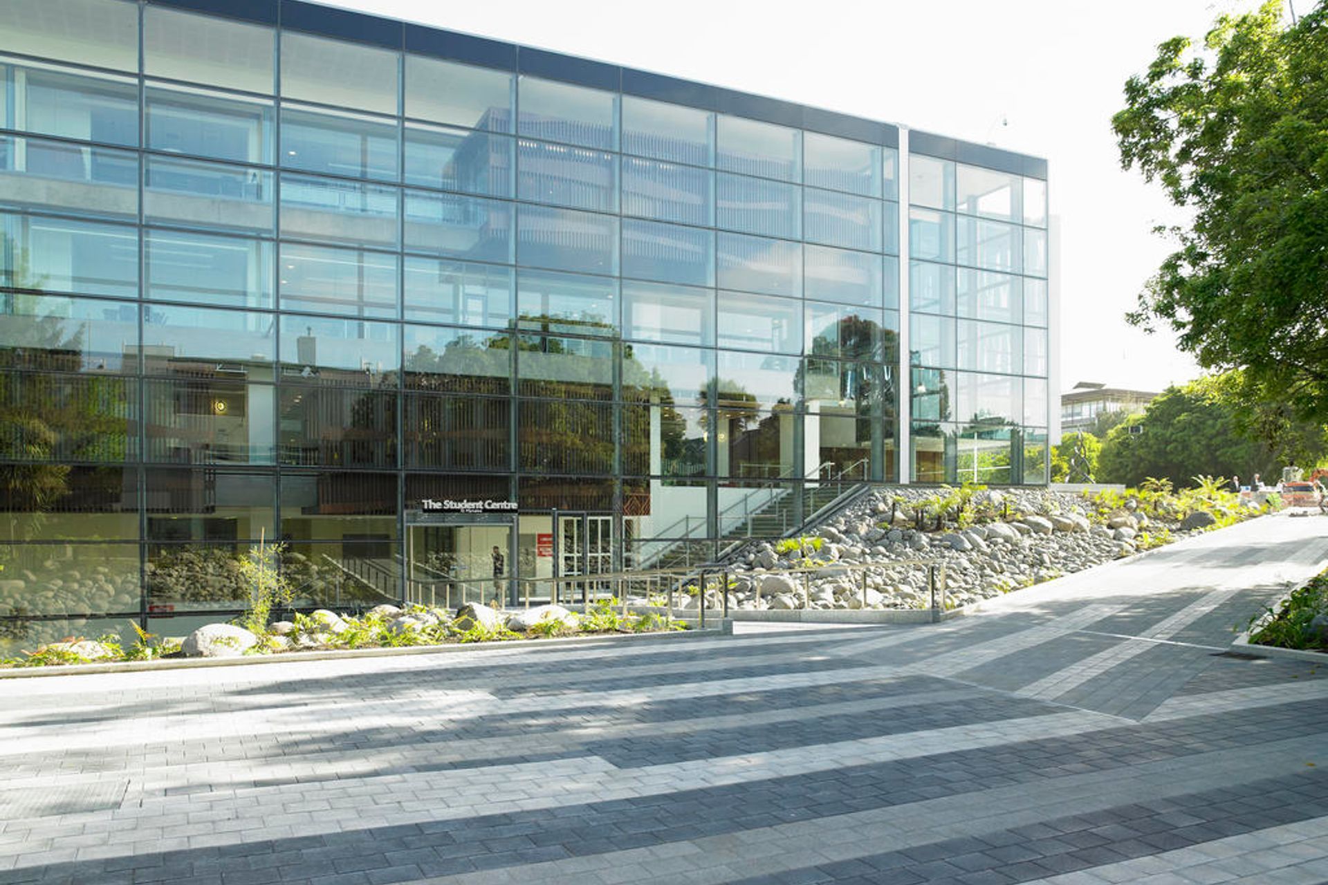 University of Waikato - Art and concrete combine