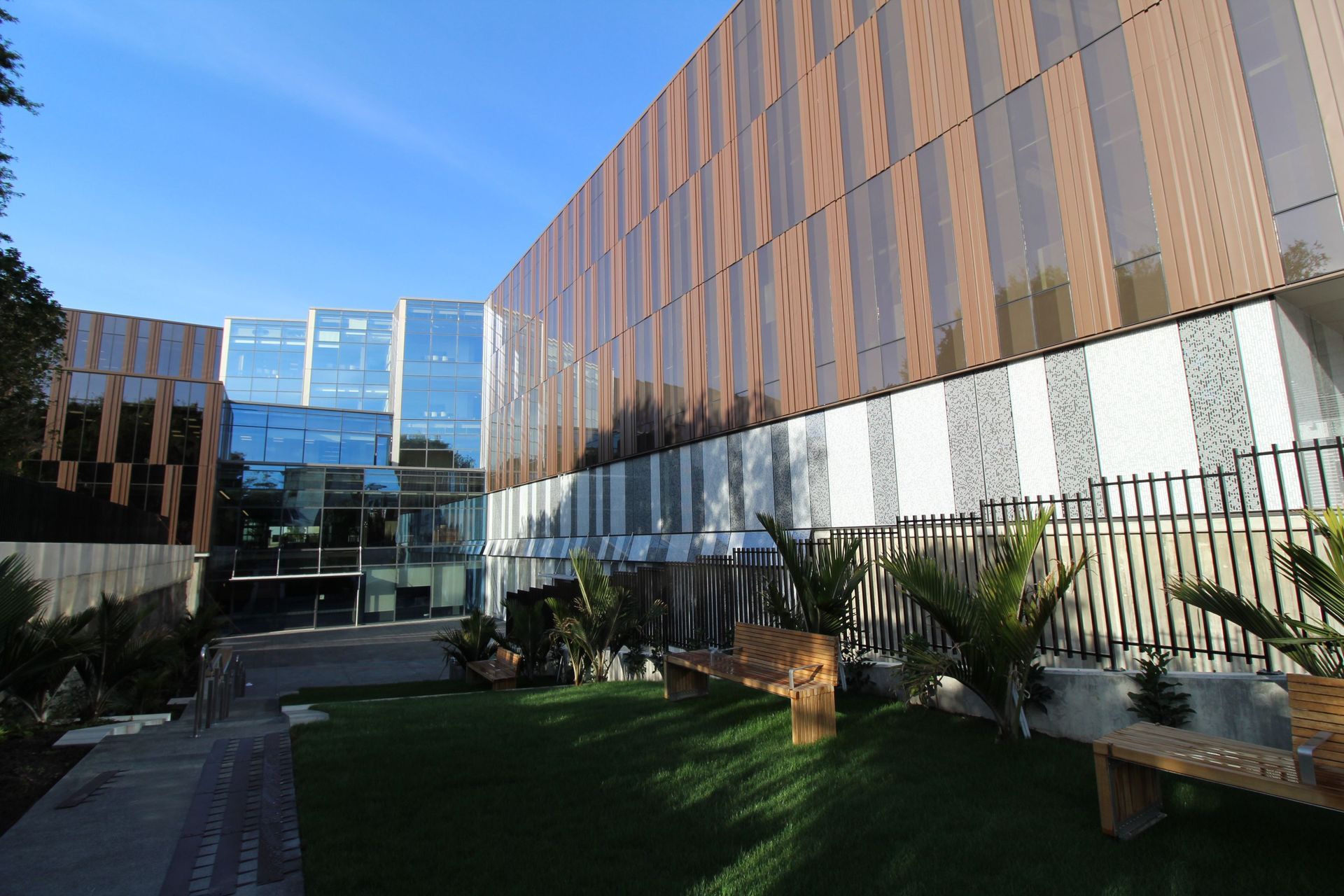 University of Auckland - B507