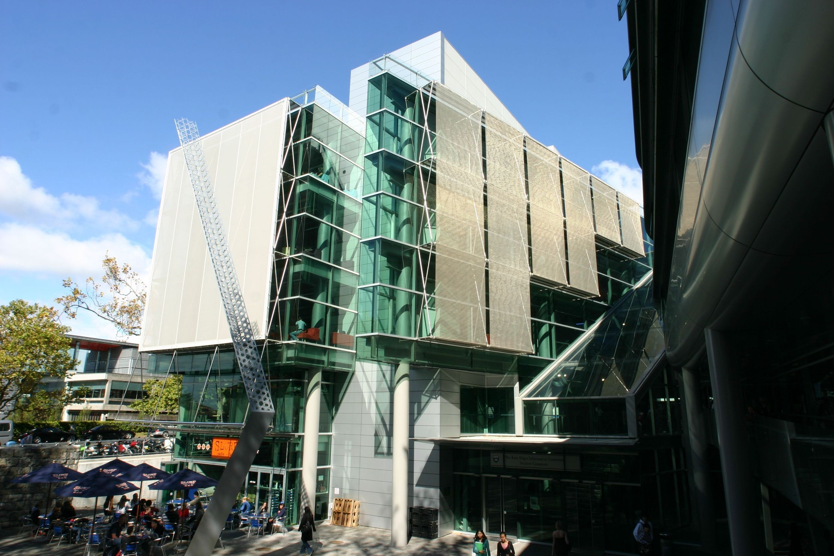 University of Auckland - Kate Edgar Information Commons
