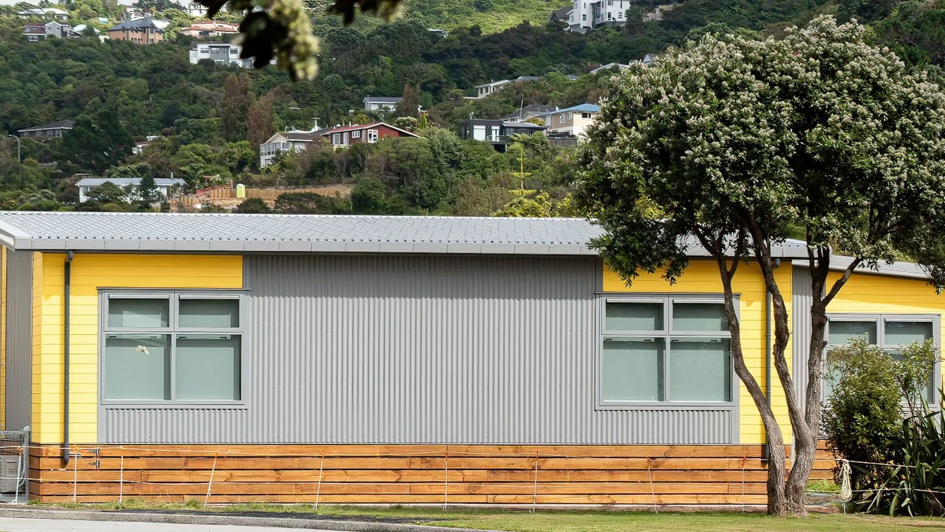 Te Kura Kaupapa Māori o Te Ara Whanui banner