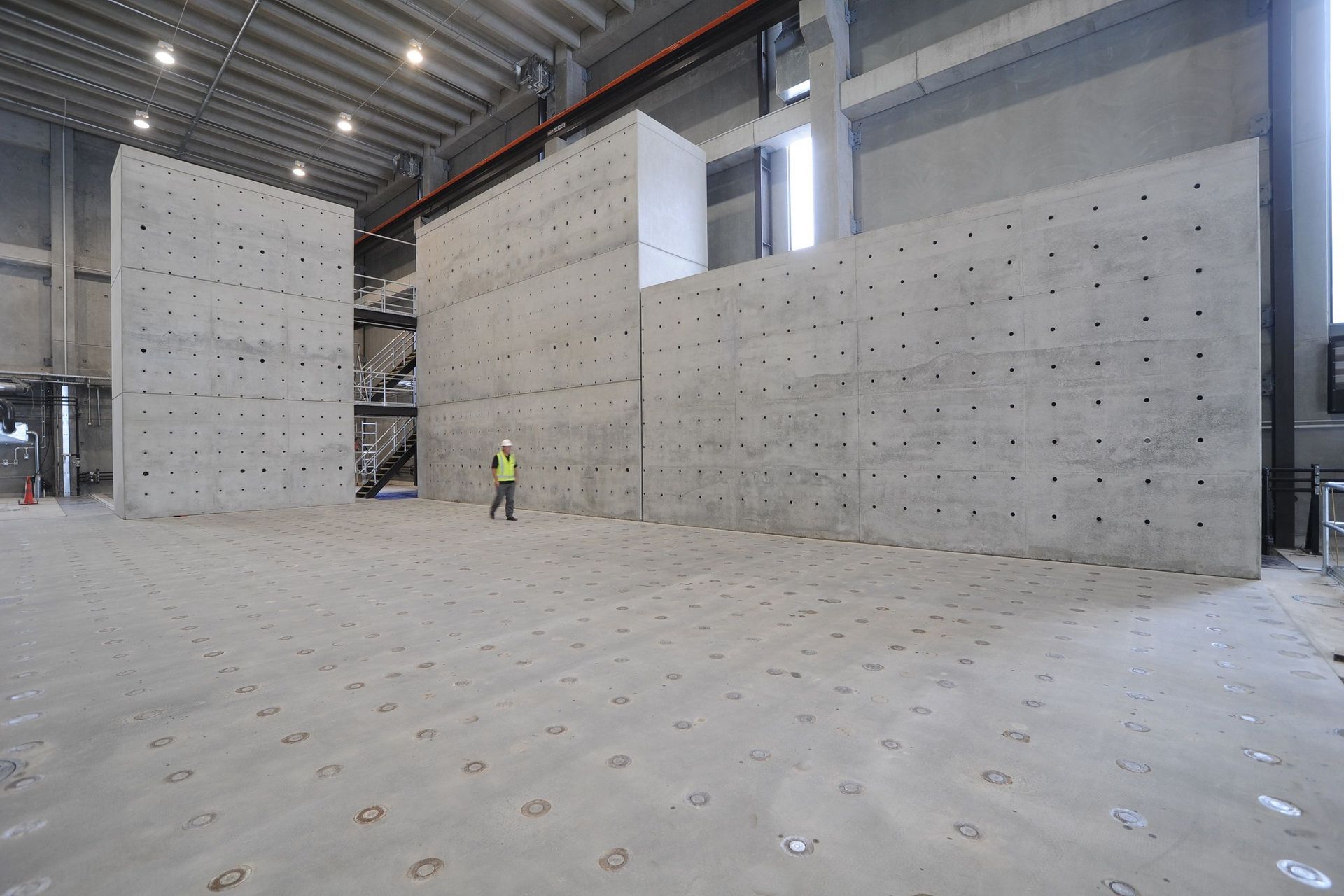 University of Auckland Engineering: the largest seismic testing facility in Australasia