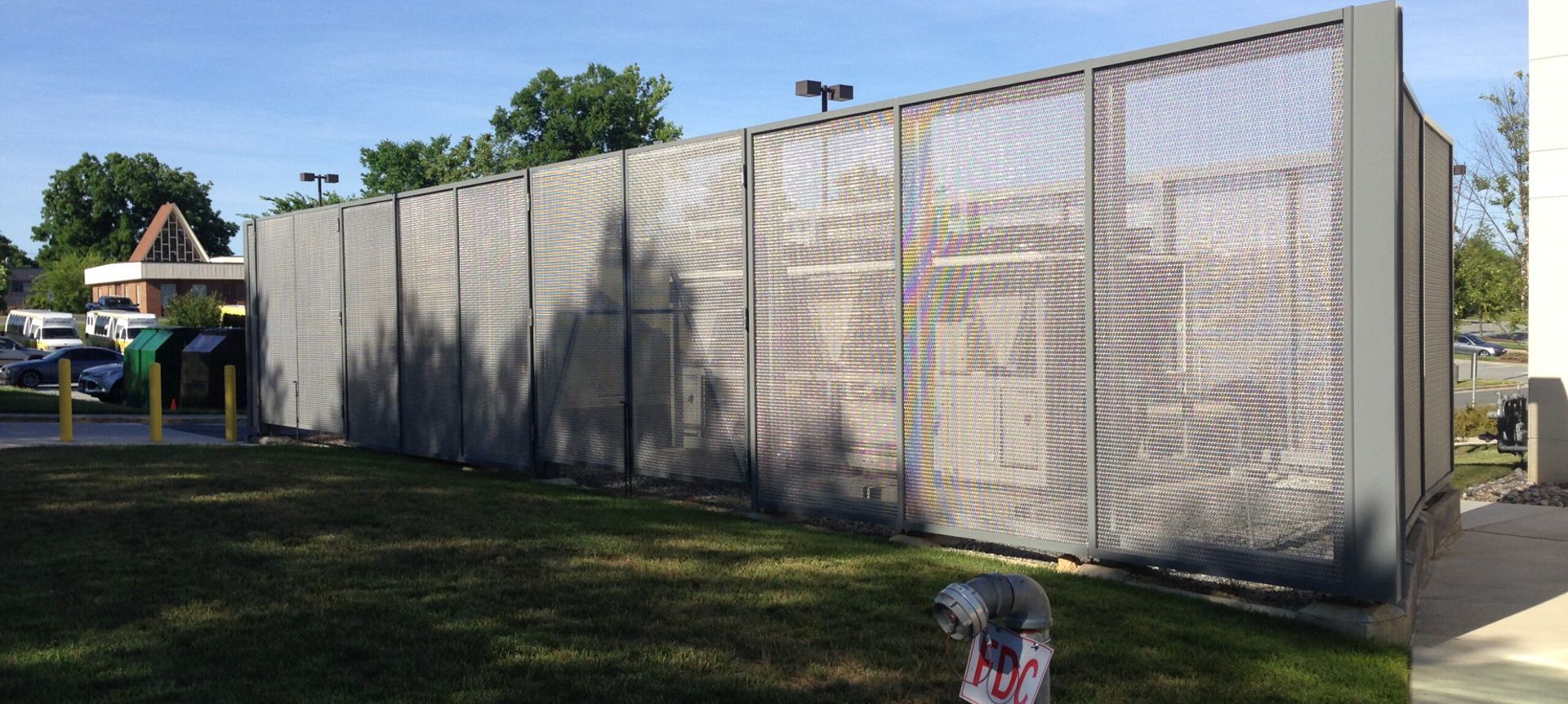Hiding Mechanical Systems with Mesh Fences banner