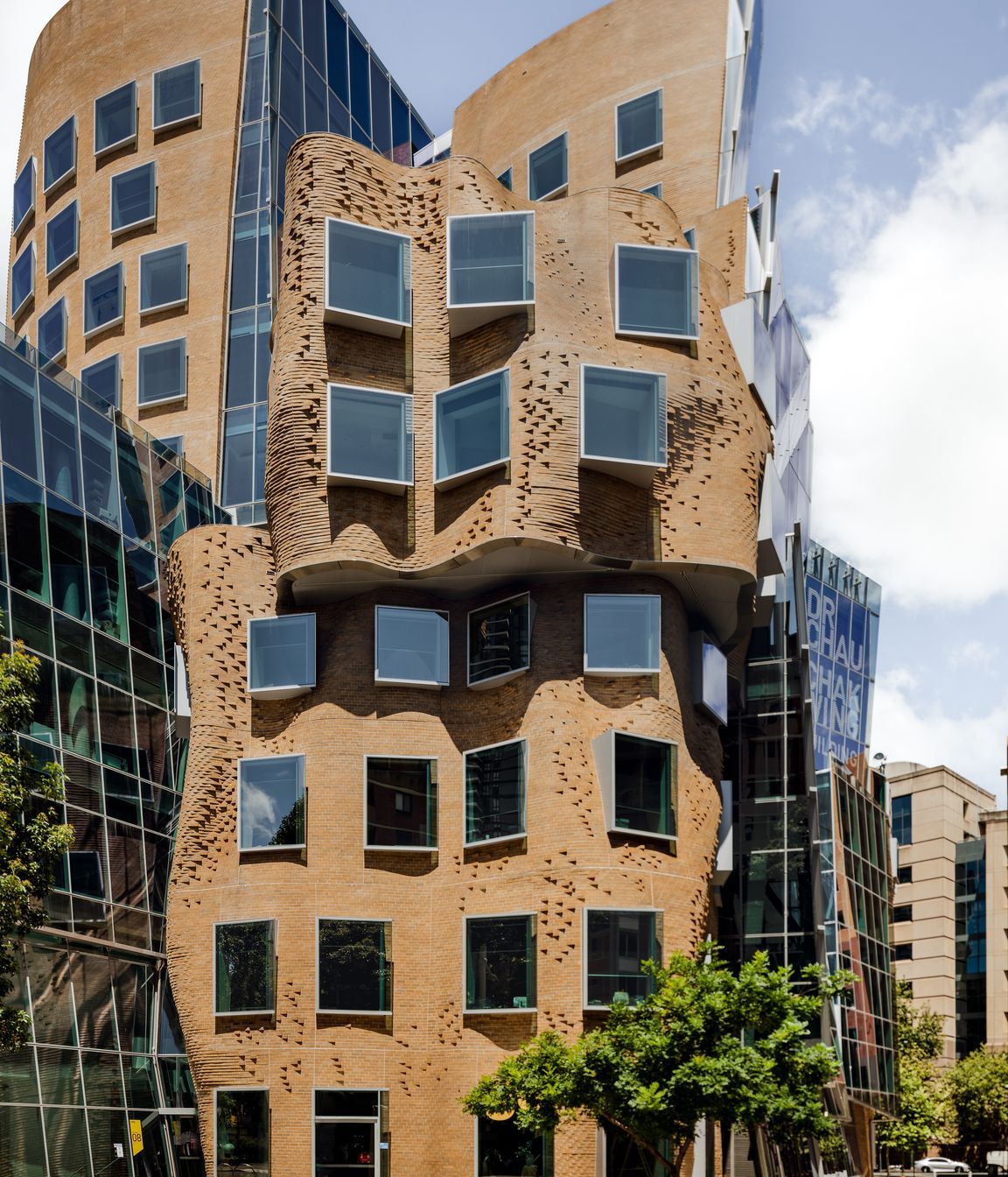 Dr Chau Chak Wing Building by Frank Ghery