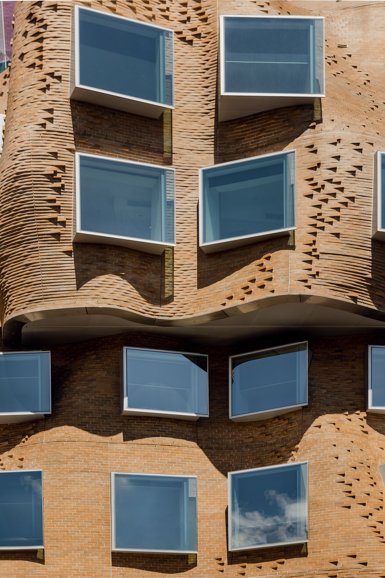 Dr Chau Chak Wing Building by Frank Ghery