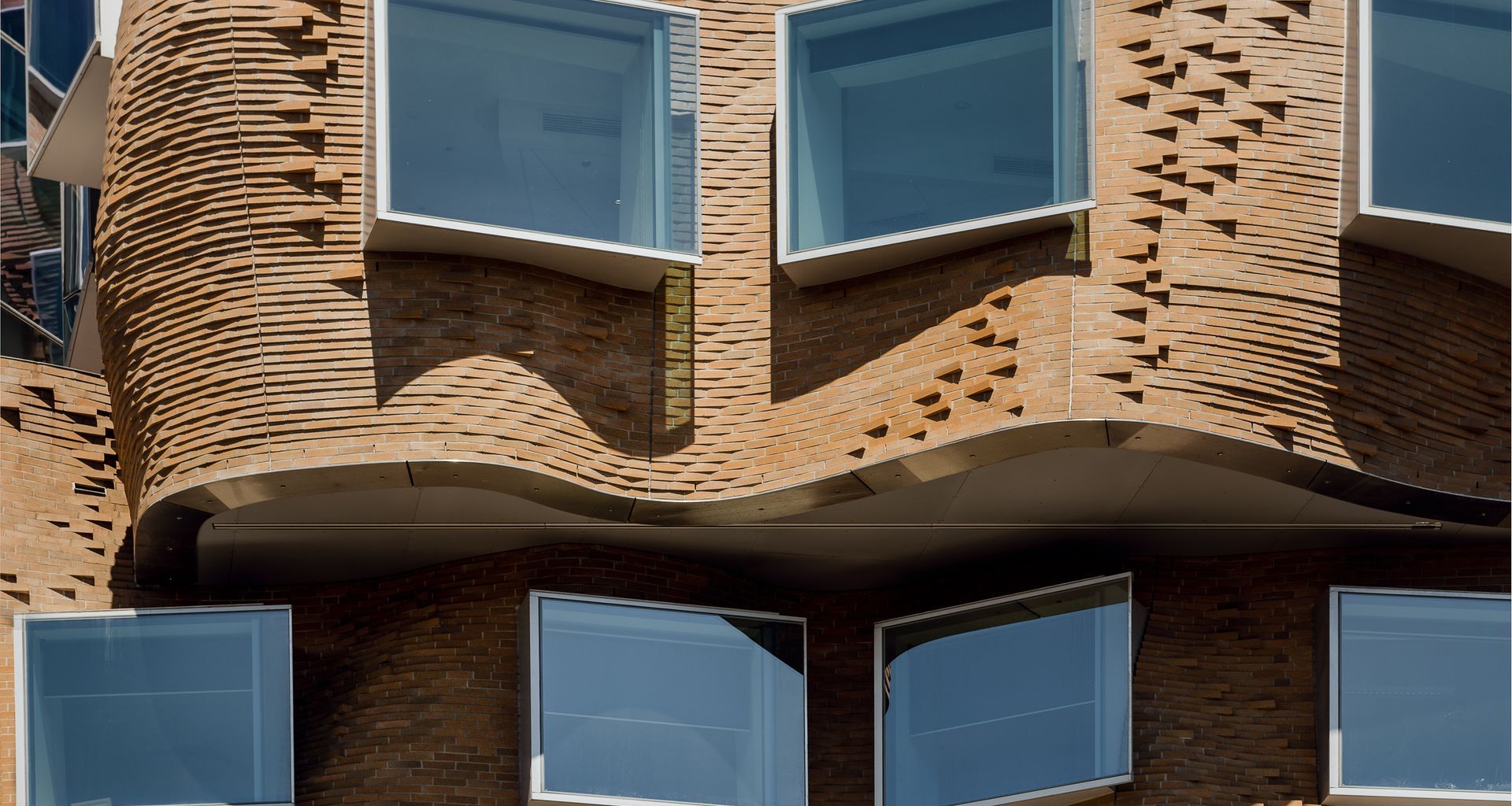 Dr Chau Chak Wing Building by Frank Ghery banner