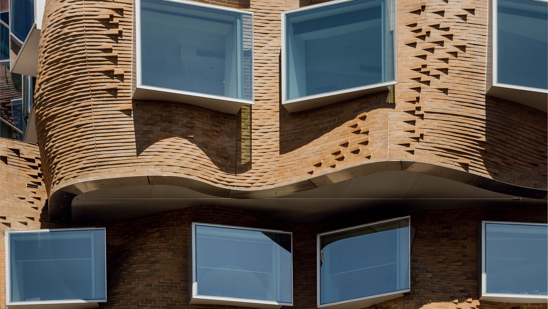 Dr Chau Chak Wing Building by Frank Ghery banner