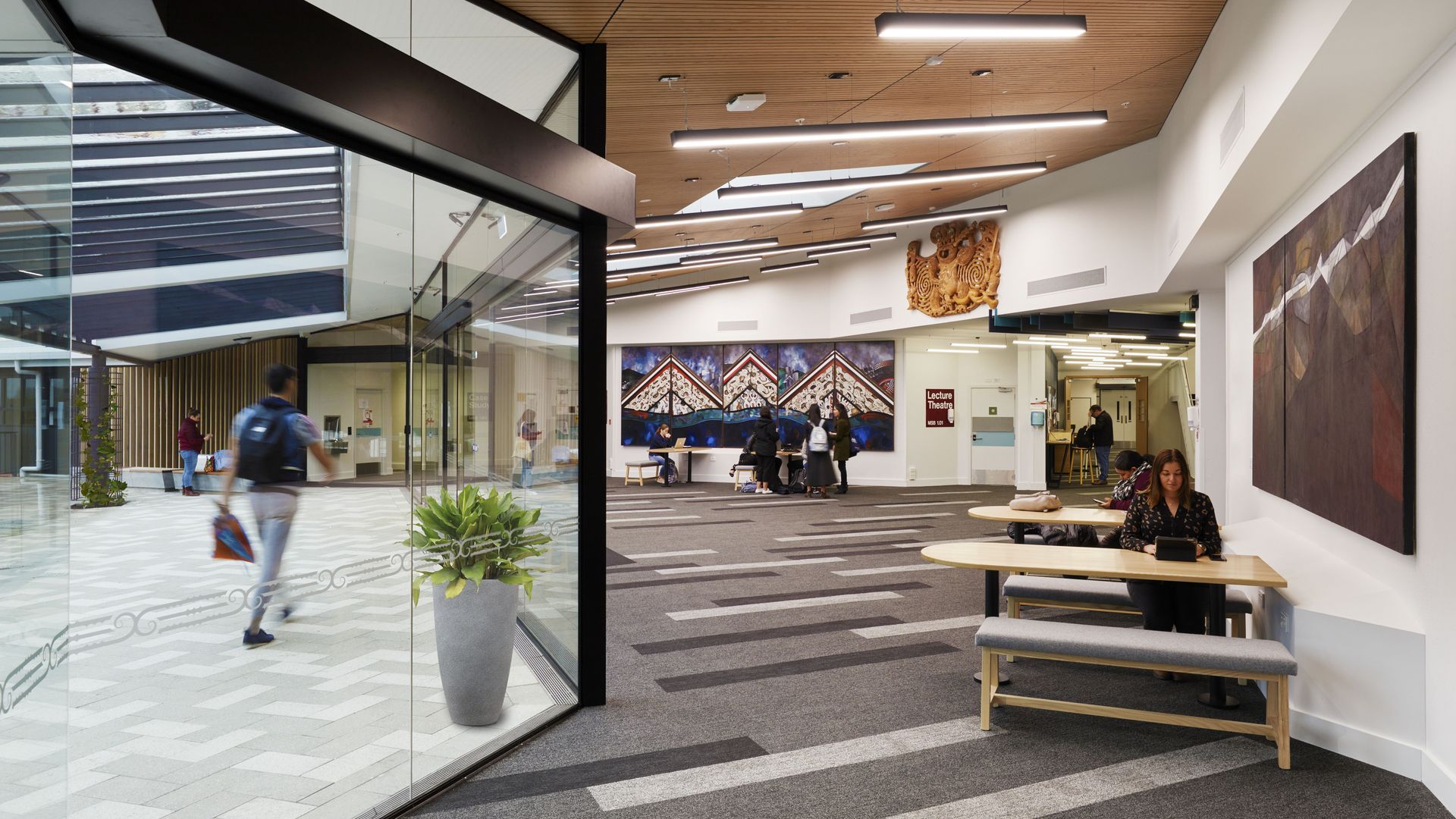 The University of Waikato, Waikato Management School banner