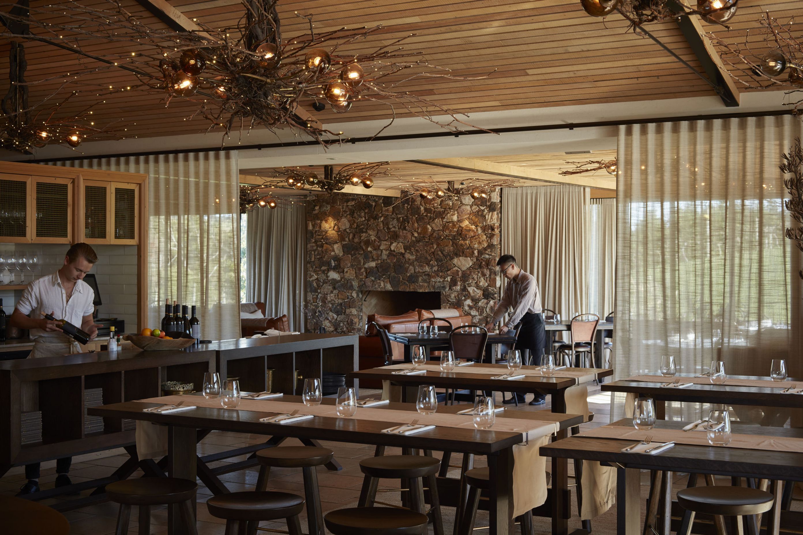 Restaurant-2.jpg