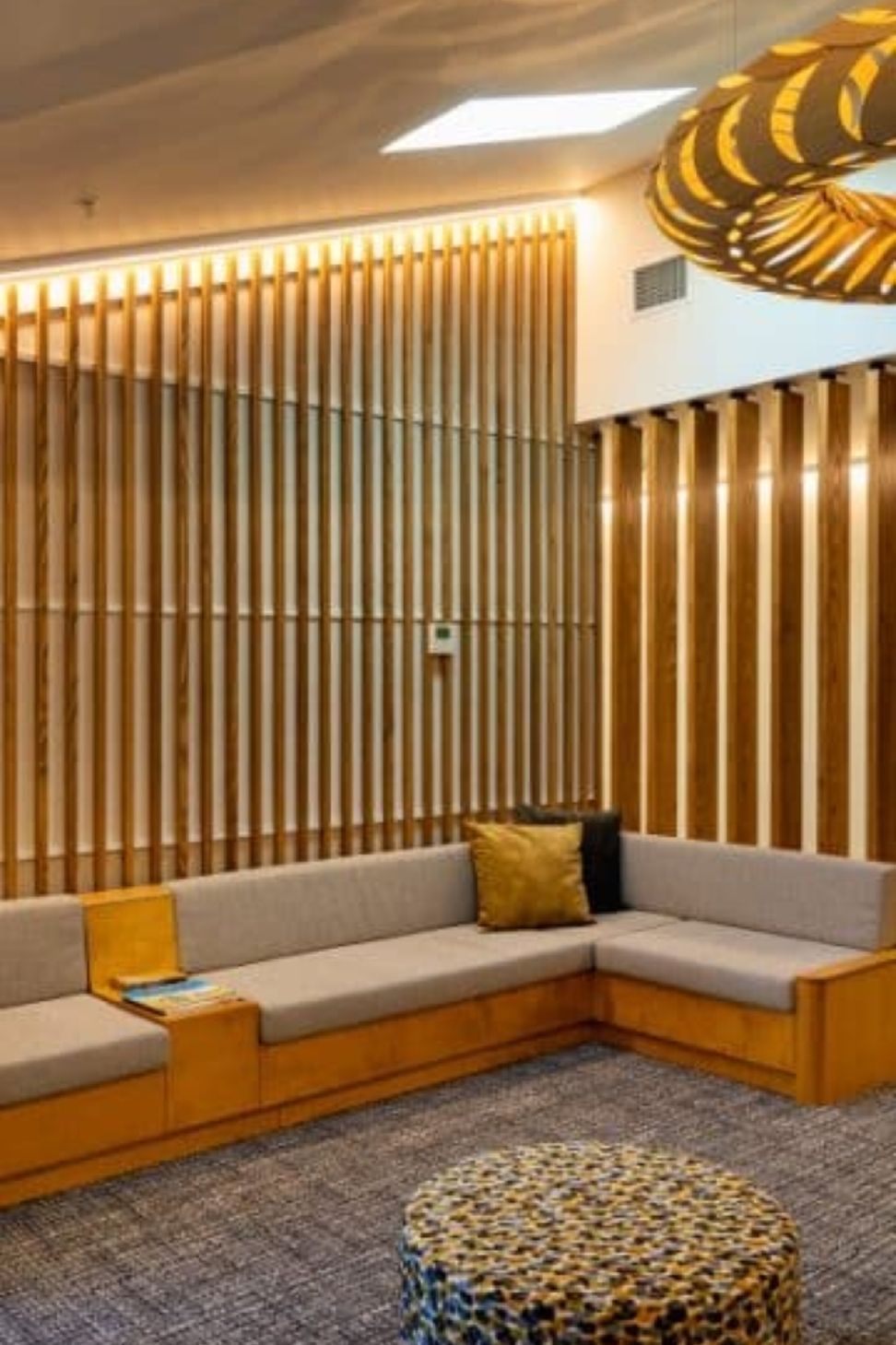 25Hospice-360x600-1.jpg