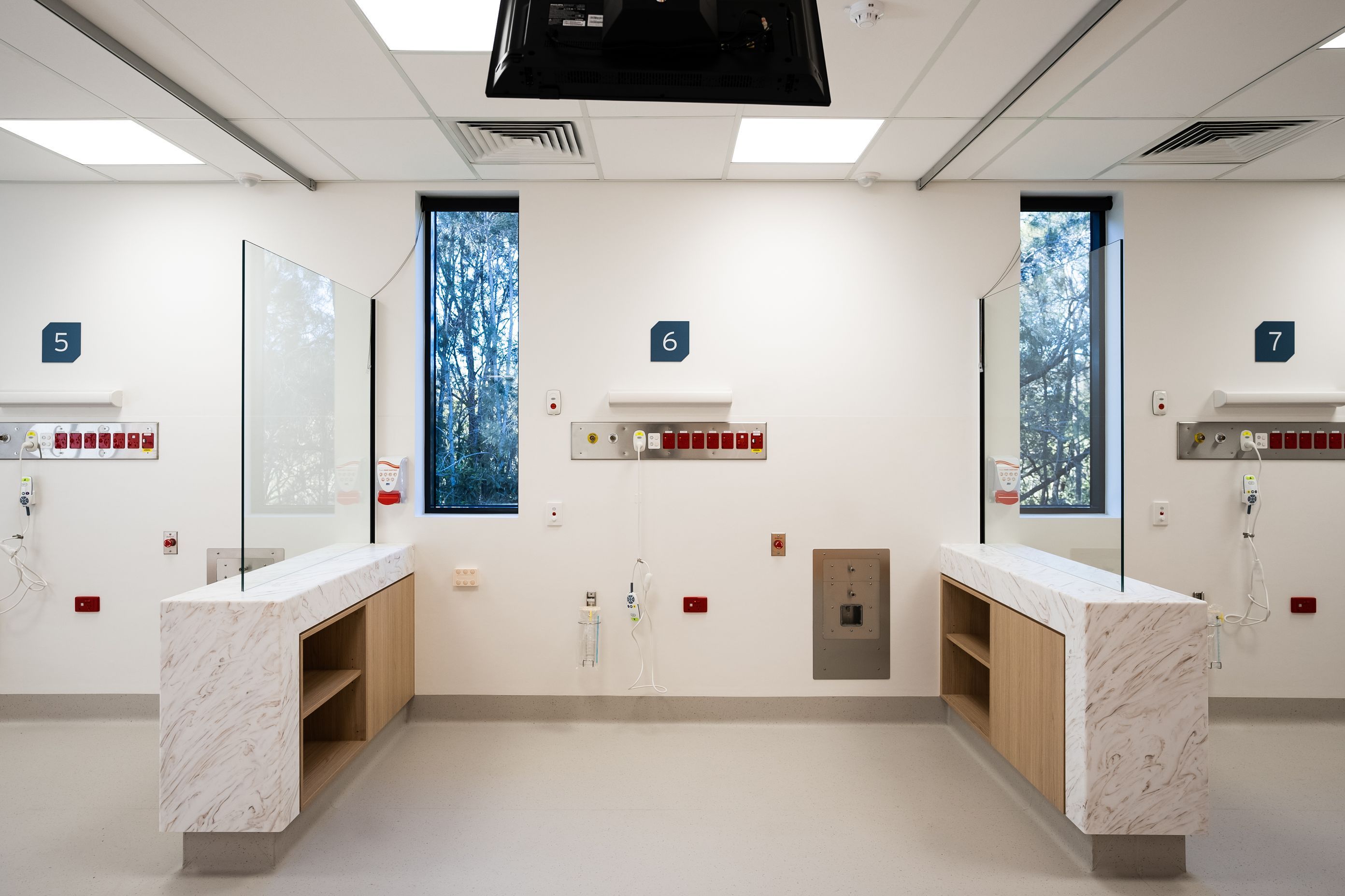 HB-H-RedalndsSatelliteHospital-48.jpg