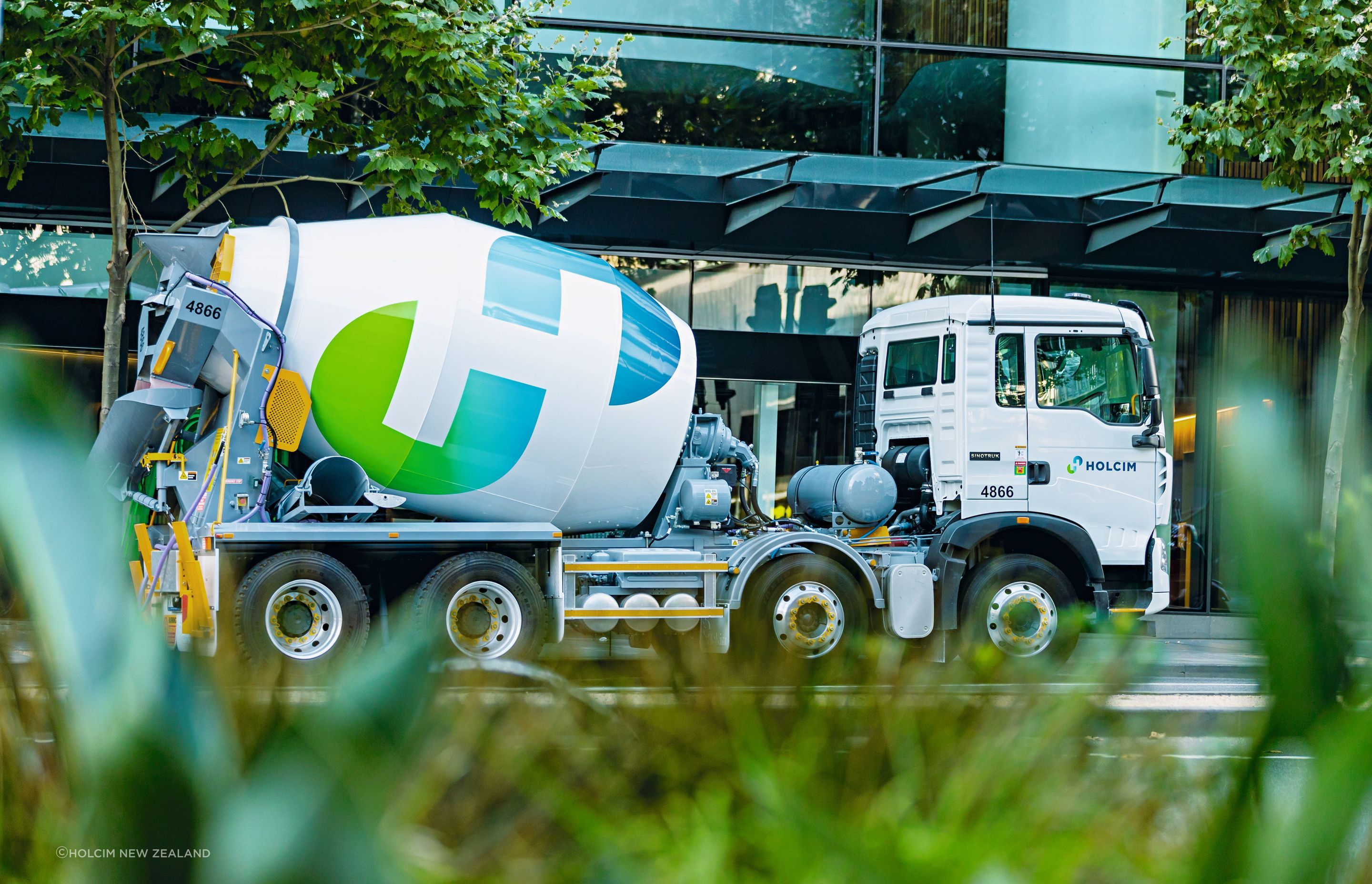 HOLCIM20210091MelbourneIsoCV2.jpg