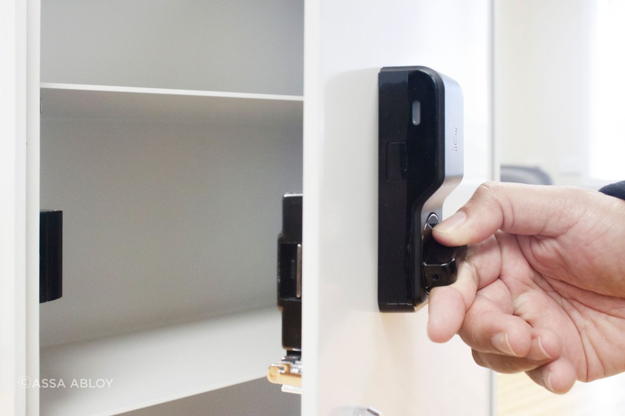 Hand-turn-knob-v4.jpg