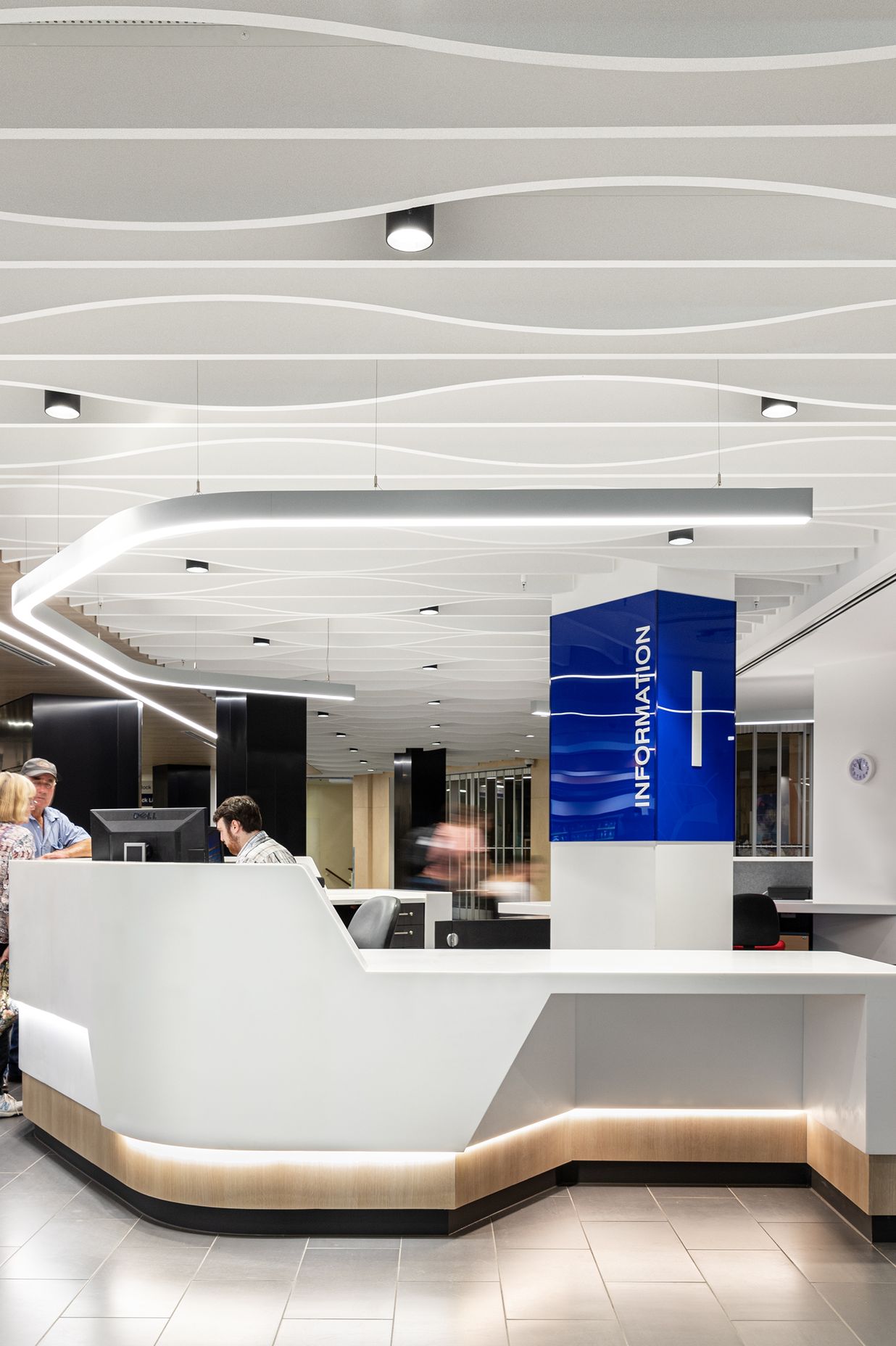 Royal Melbourne Hospital Entry