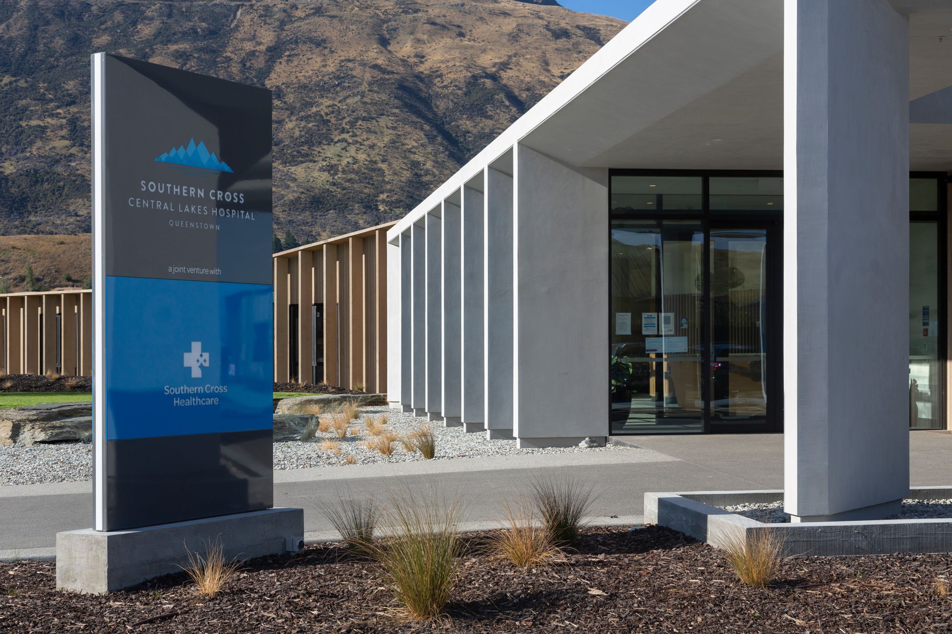 Southern Cross Hospital | Warren Mahoney Architects &amp; Zenthe