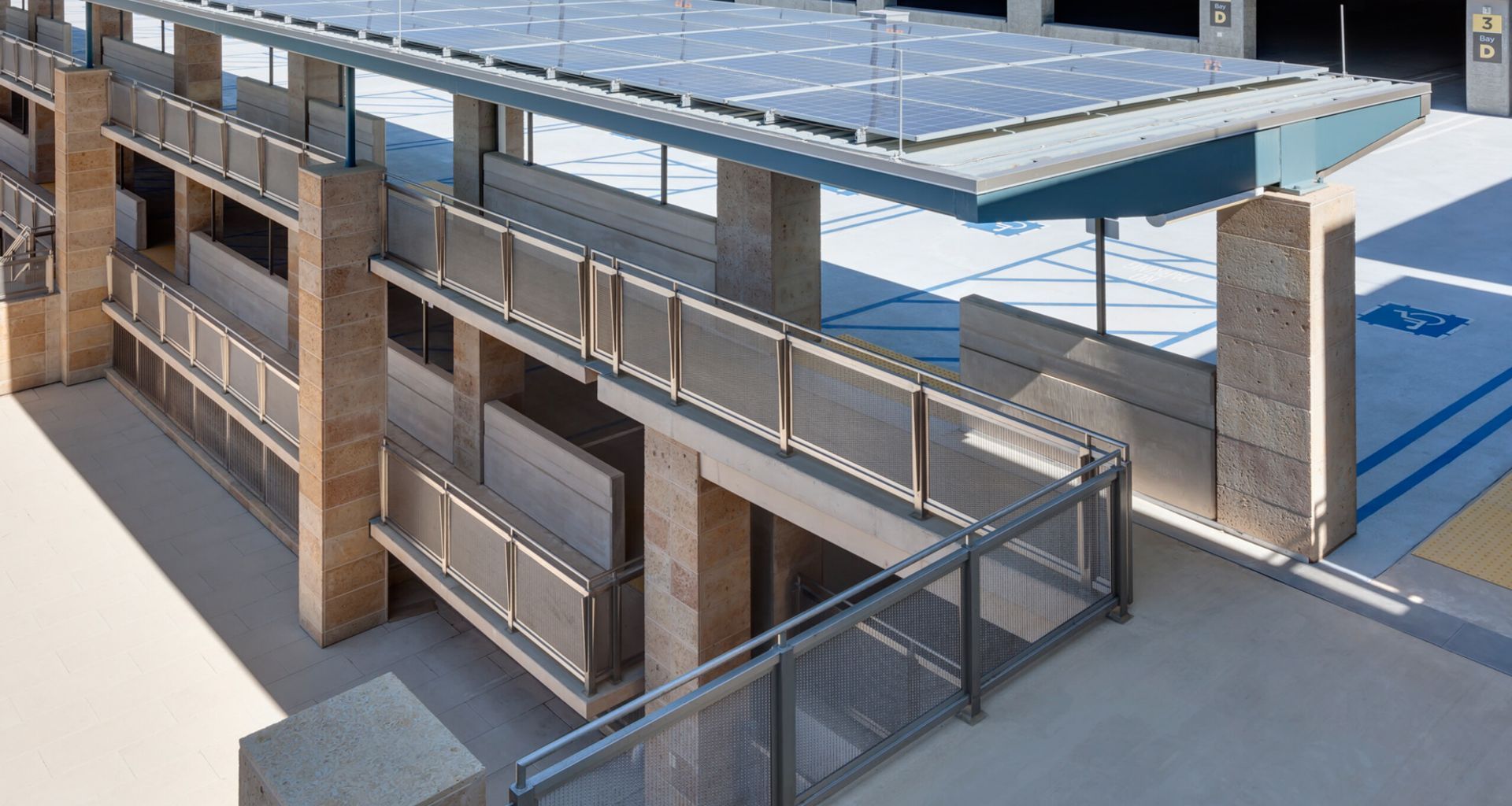 Mesh Balustrade for Outdoor Spaces banner
