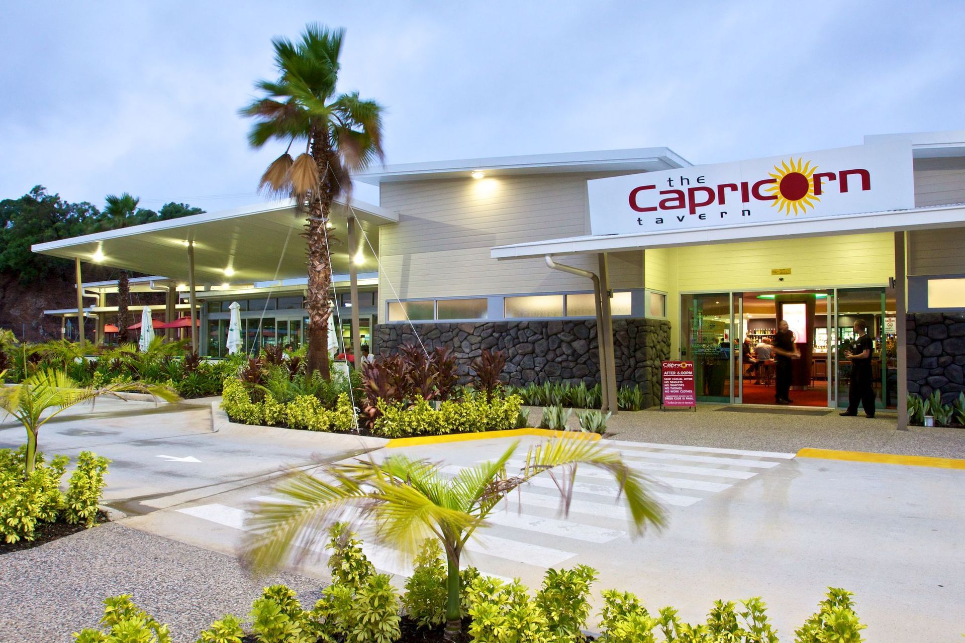 Capricorn Tavern and Motel