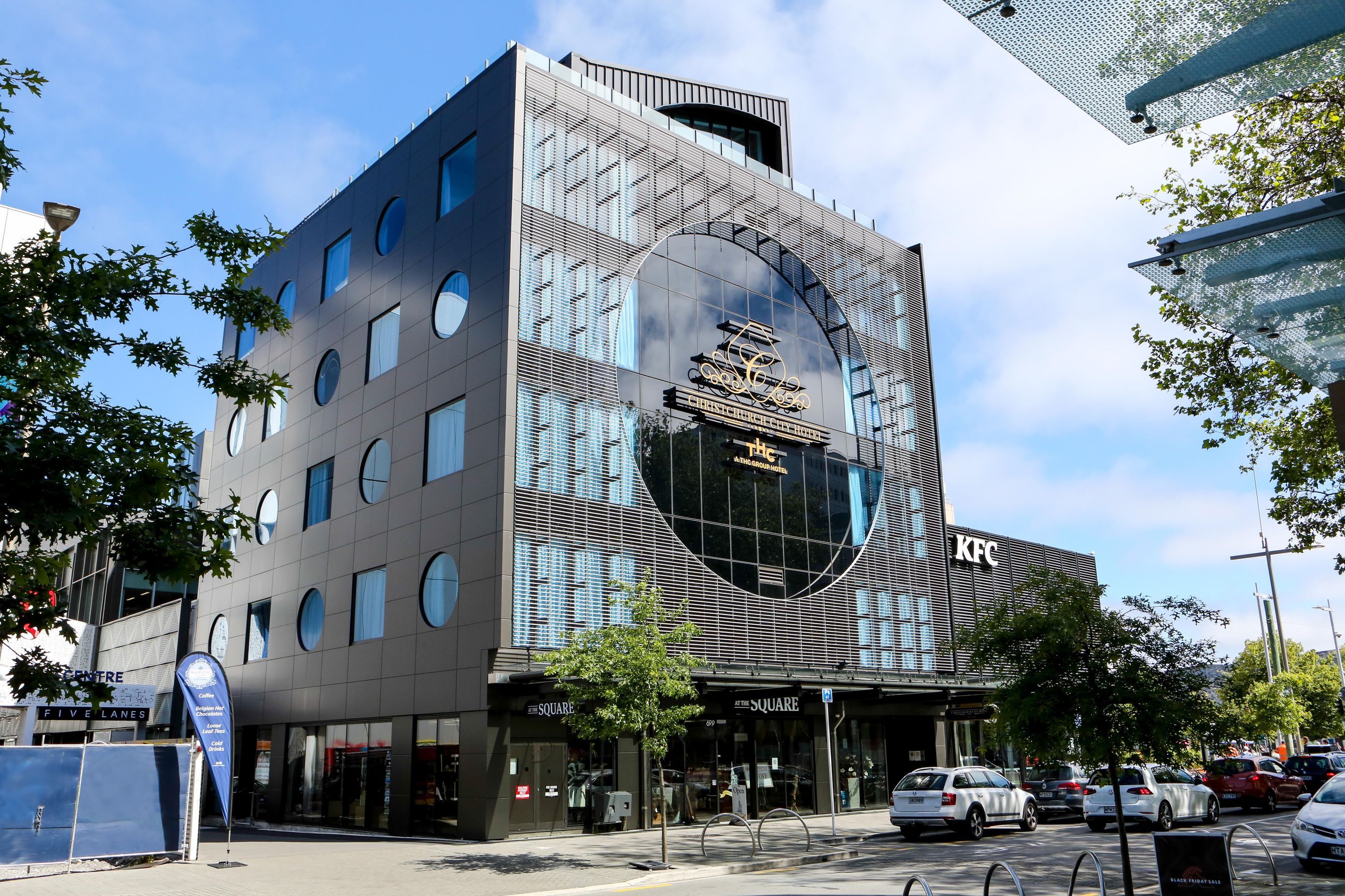 Chirstchurch City Hotel