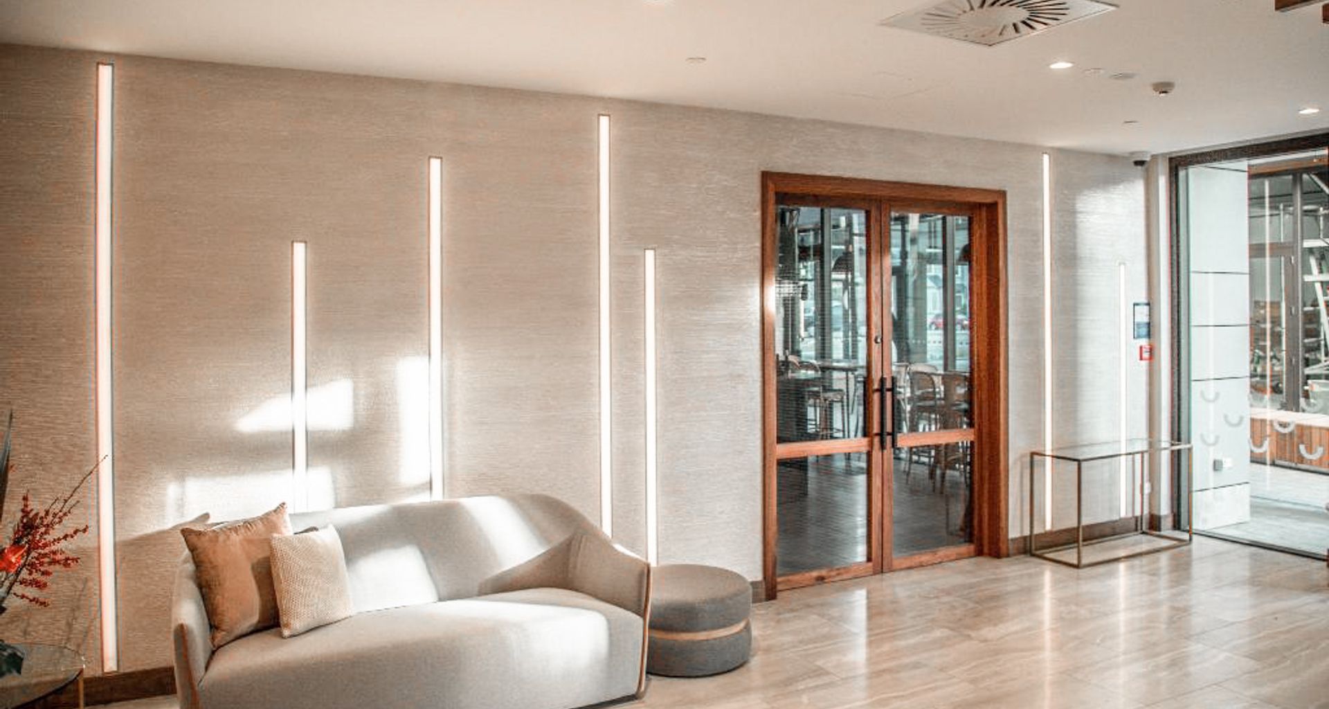Polished Plaster - Luxury Hotel banner