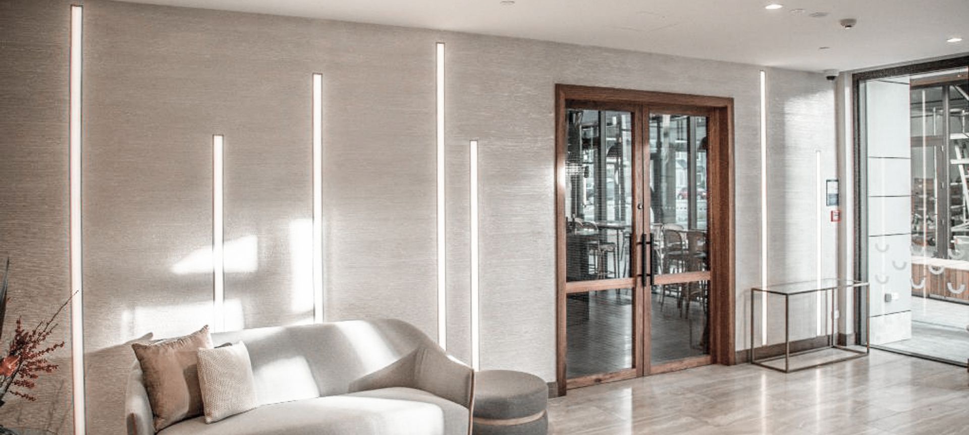 Polished Plaster - Luxury Hotel banner