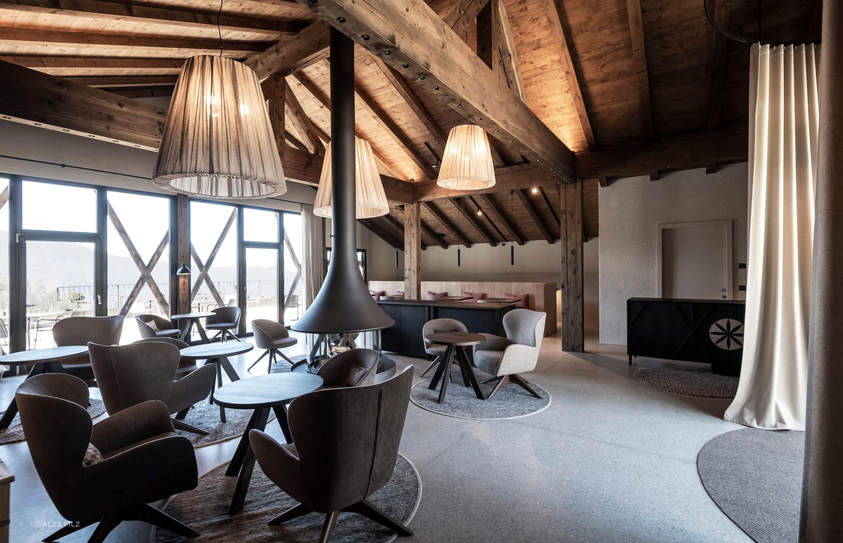 BD-Eva-Gfell-Hotel-Vols-am-Schlern-Italy-Interior-2.jpeg