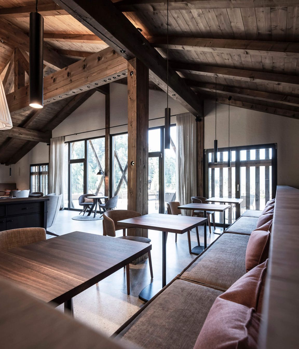 BD-Eva-Gfell-Hotel-Vols-am-Schlern-Italy-Interior-3-v2.jpeg