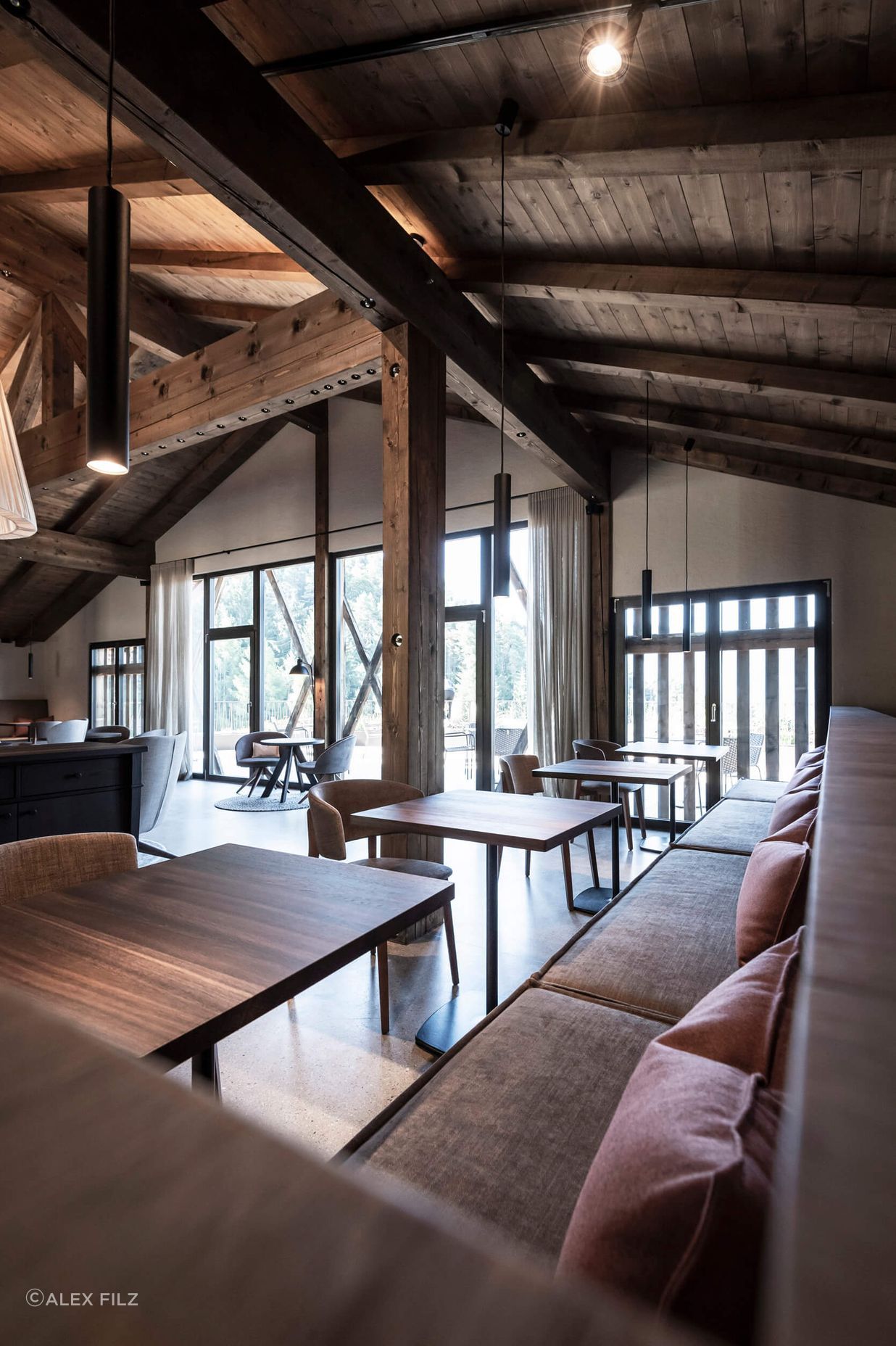 BD-Eva-Gfell-Hotel-Vols-am-Schlern-Italy-Interior-3-v2.jpeg