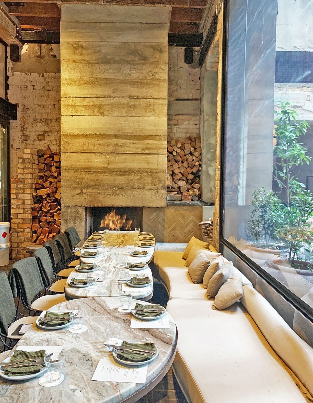 Hotel Britomart - Indoor & Outdoor Traditional