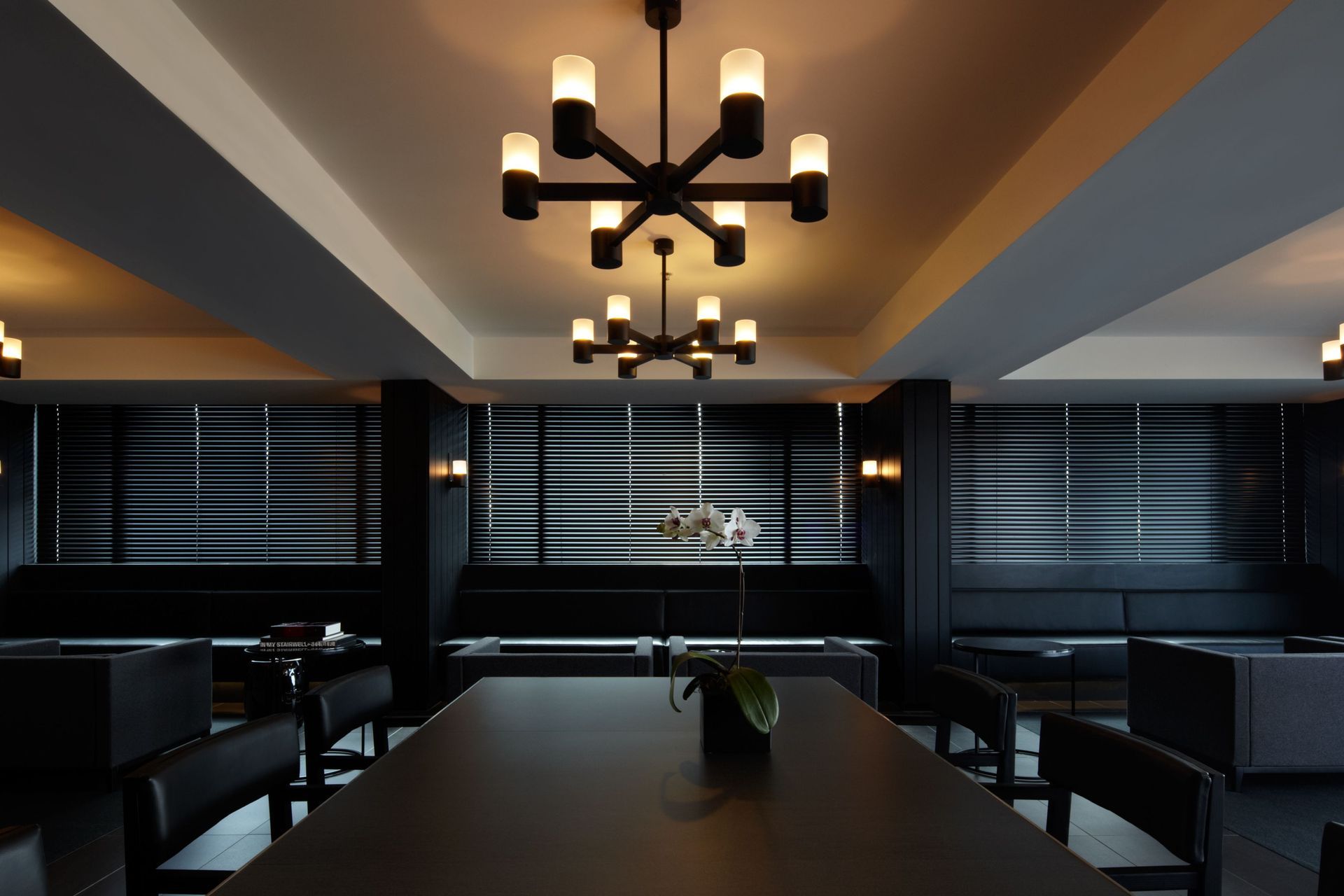 ##Hotel Realm &amp; Burbury Hotel, Barton ACT