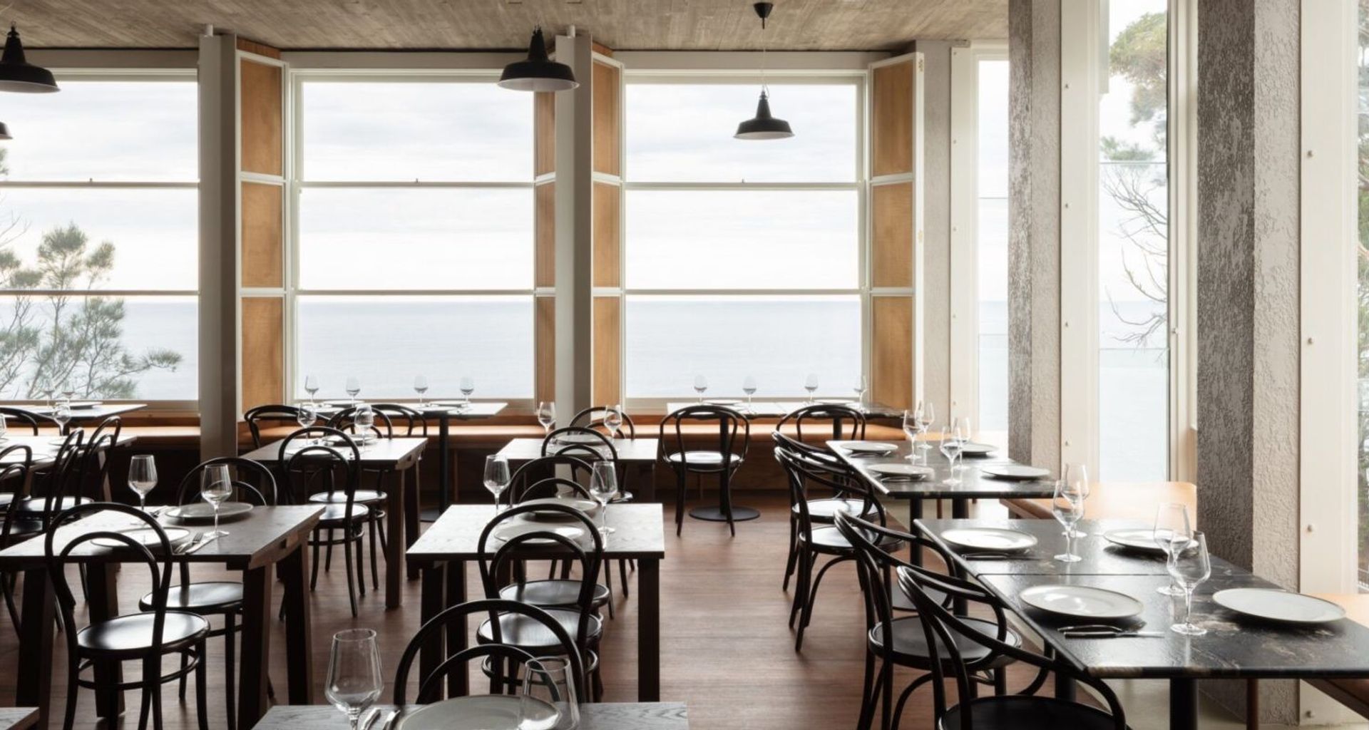 Apollo Limestone Honed | Welsh + Major | Mammoth Projects | Bedrock Tiling