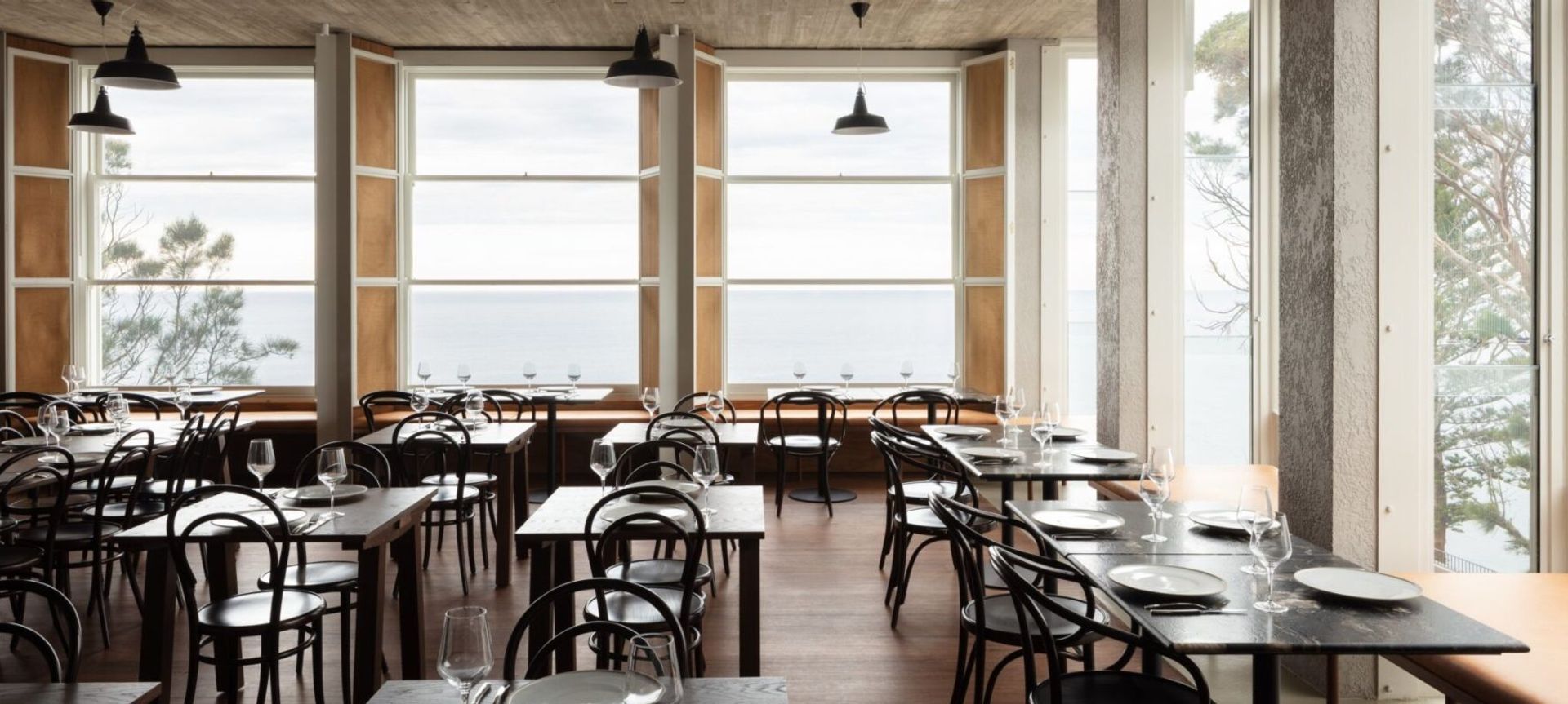 Apollo Limestone Honed | Welsh + Major | Mammoth Projects | Bedrock Tiling