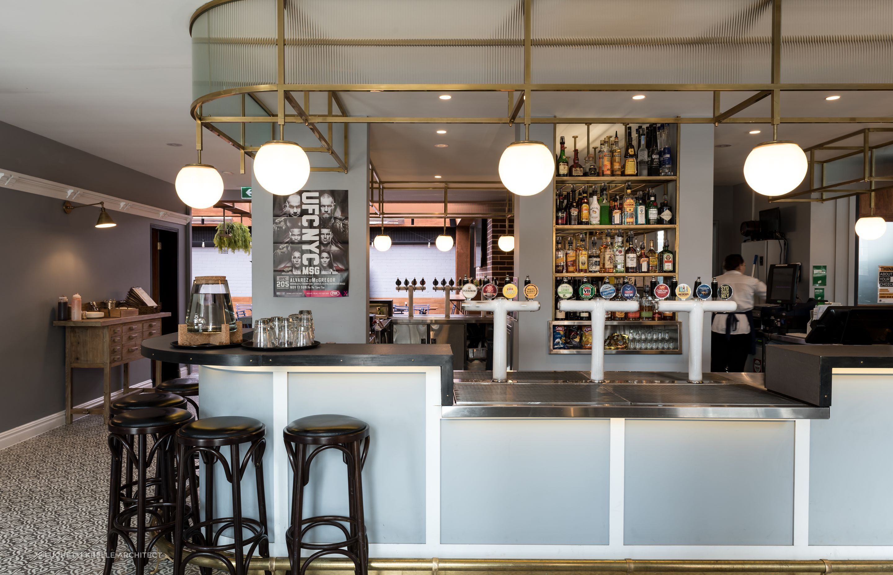 Crossways Hotel, Strathfield