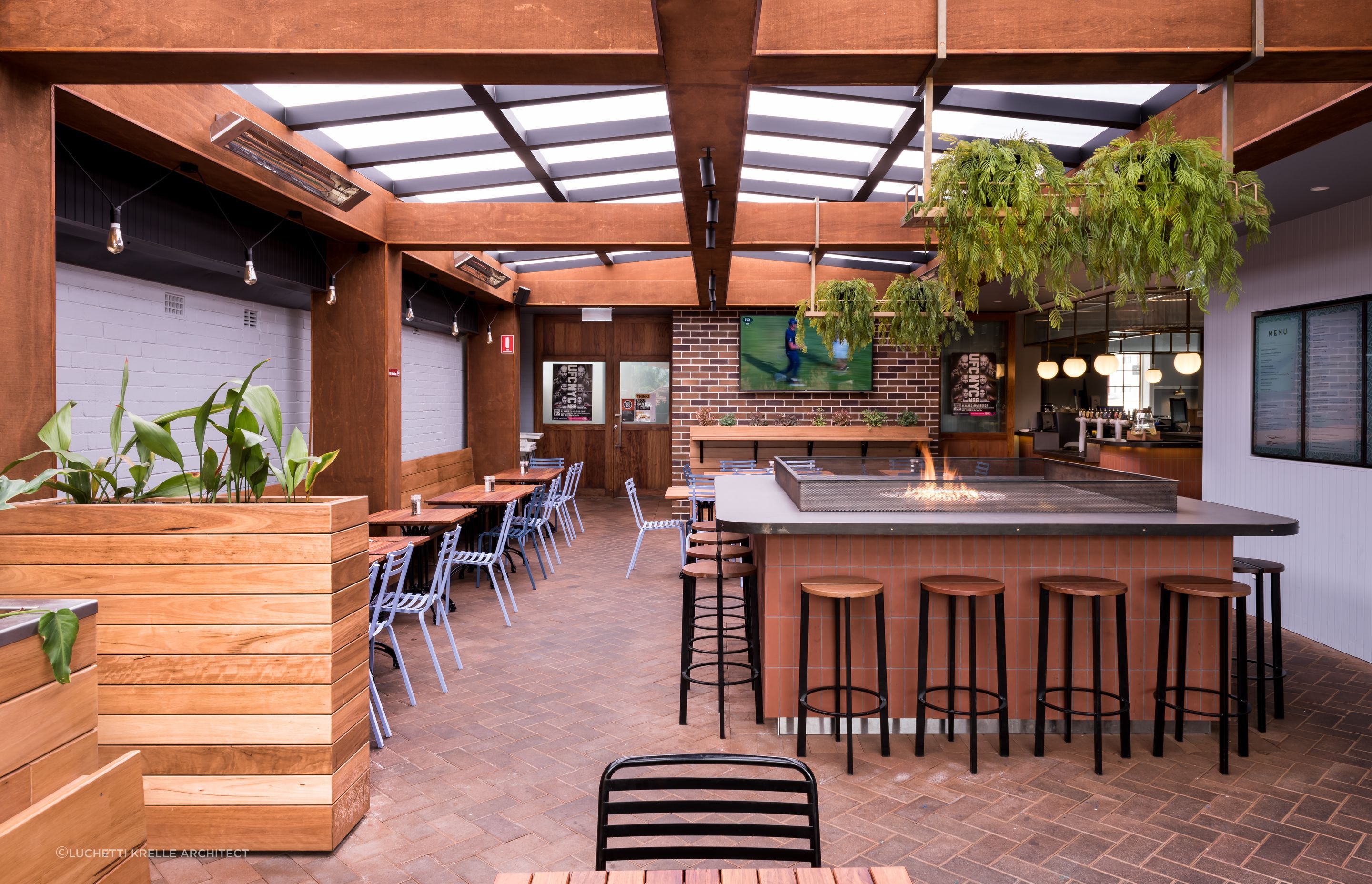 Crossways Hotel, Strathfield